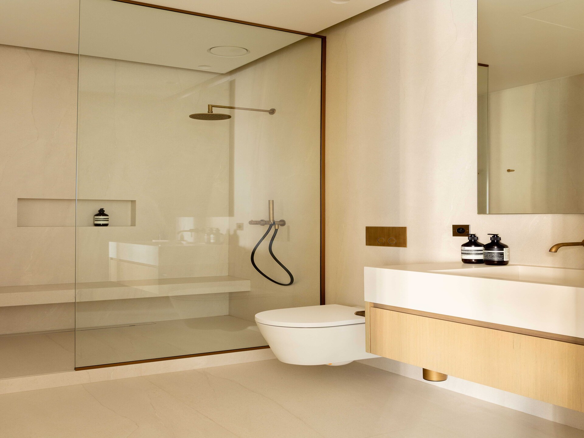 Stijlvol appartement 88m² bij Champs-Élysées – 6 personen - foto 18