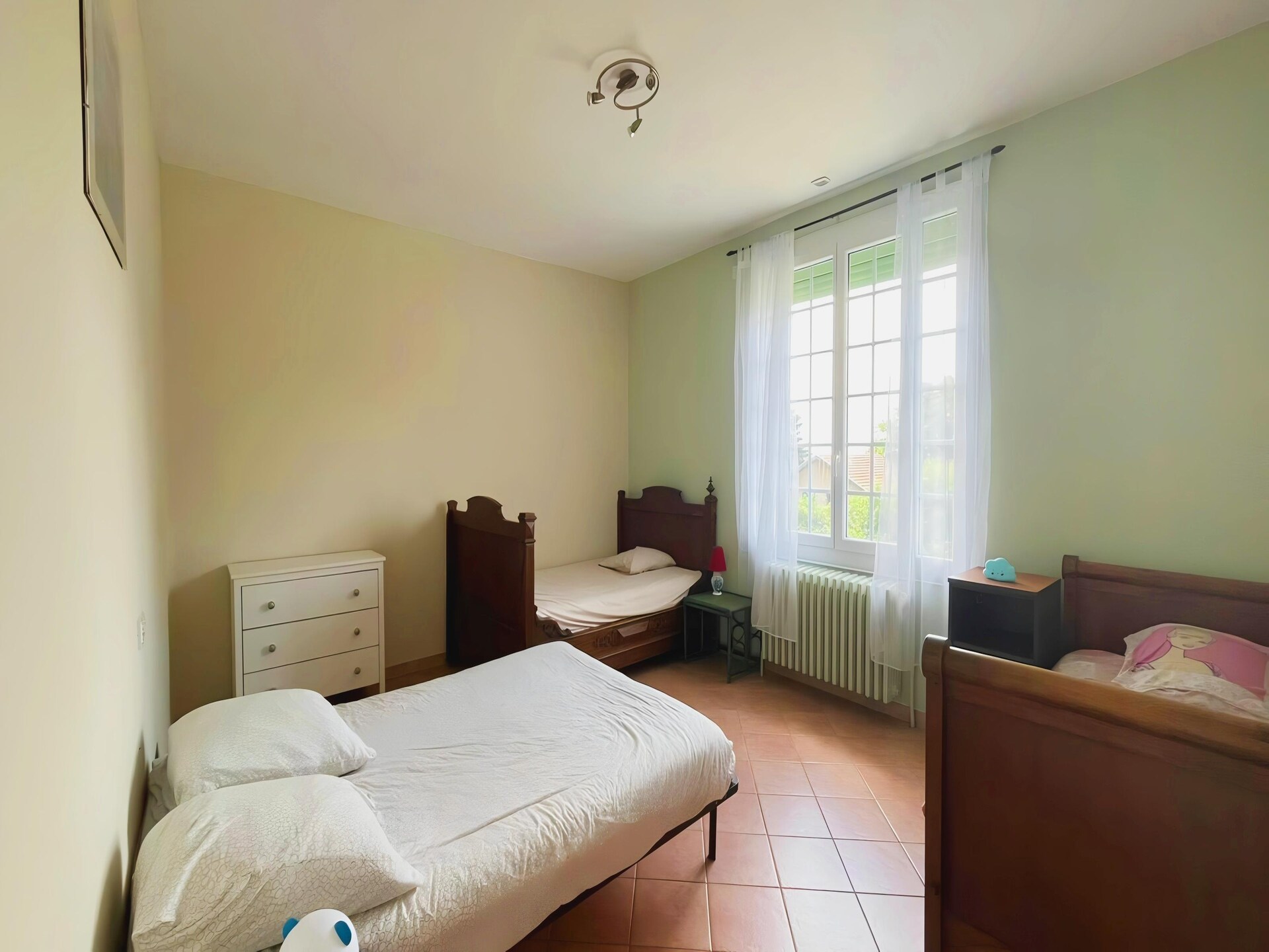 Vrijstaande villa met privézwembad en Pyreneeënzicht in Saint-Denis - foto 9