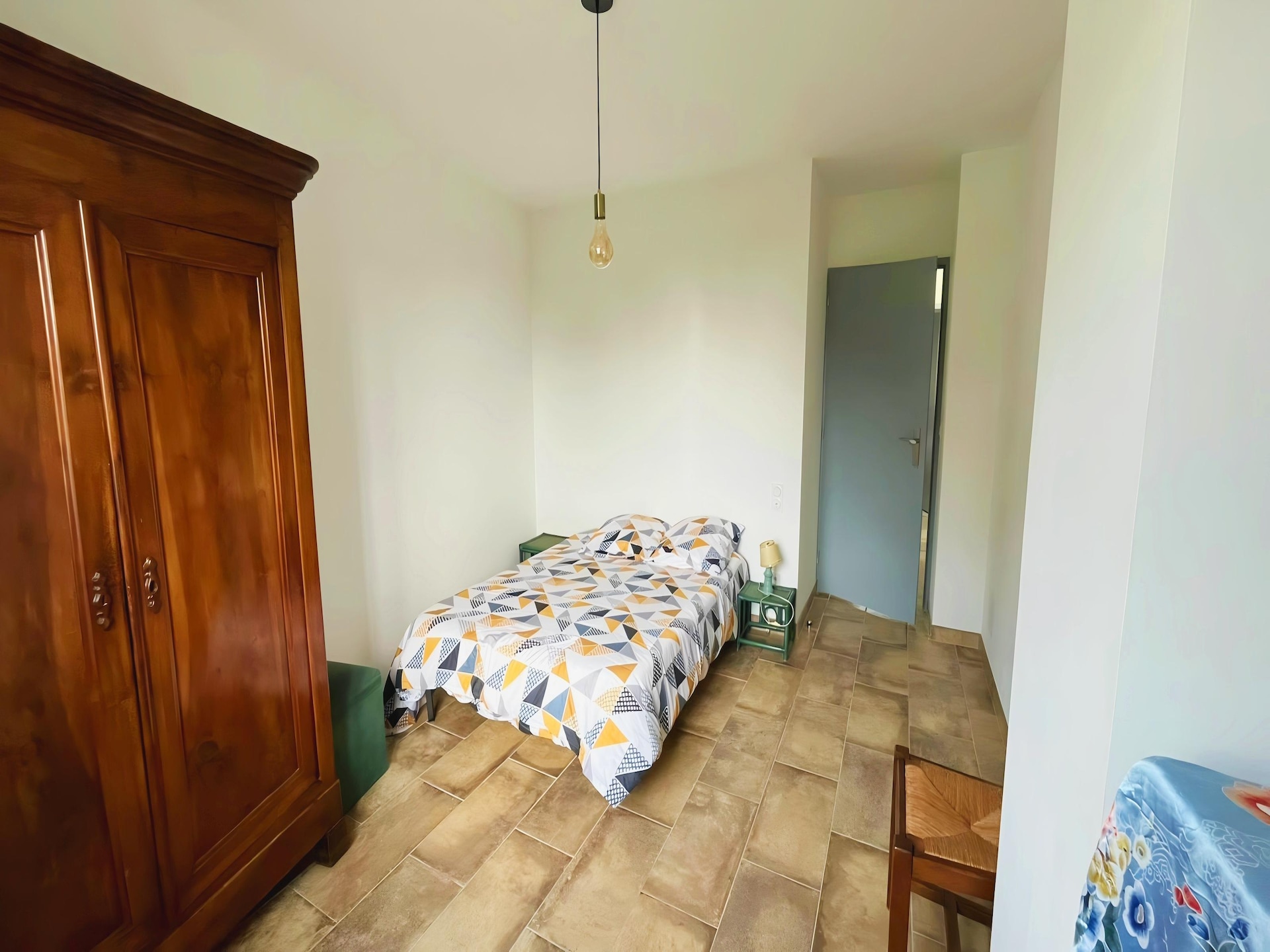 Vrijstaande villa met privézwembad en Pyreneeënzicht in Saint-Denis - foto 11