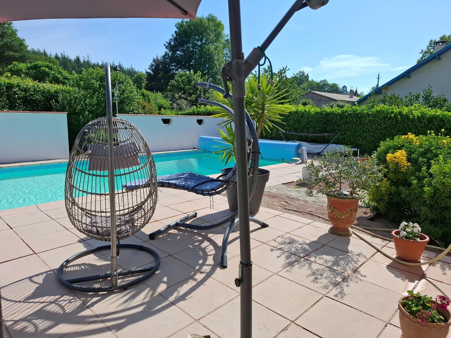 Vrijstaande villa met privézwembad en Pyreneeënzicht in Saint-Denis - foto 24