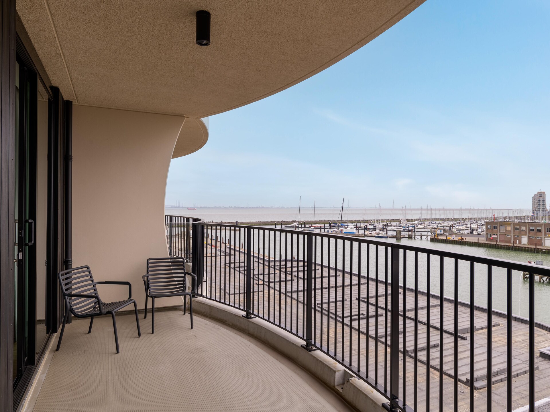 Luxe appartement met panoramisch uitzicht over Westerschelde en jachthaven - foto 12