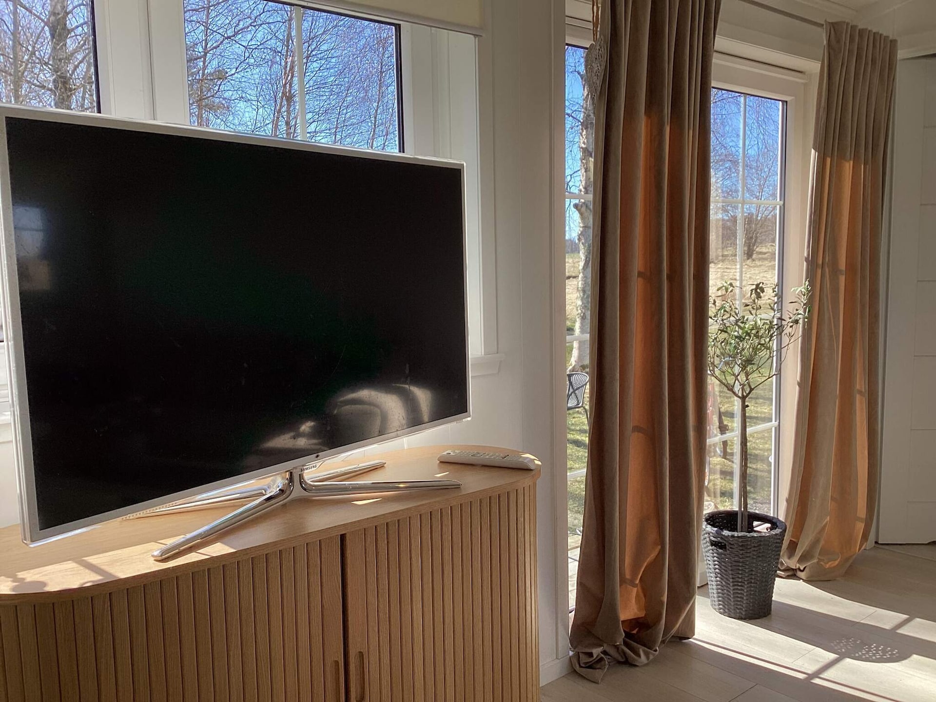 Lichtrijk vakantiehuis aan de golfbaan bij Brålanda, vlakbij Vänern - foto 17