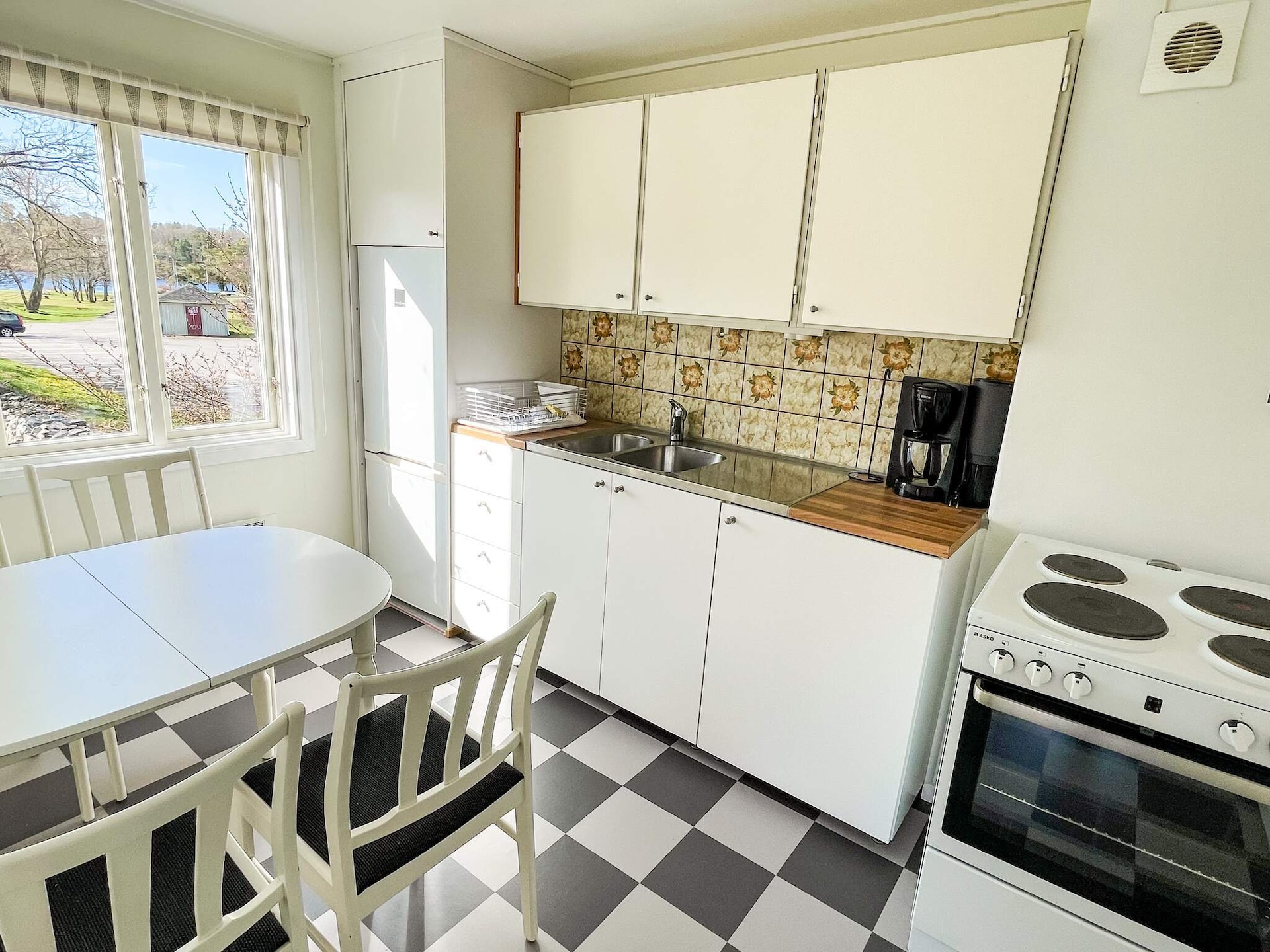 4-persoons vakantiehuis aan zee in Ronneby - foto 18