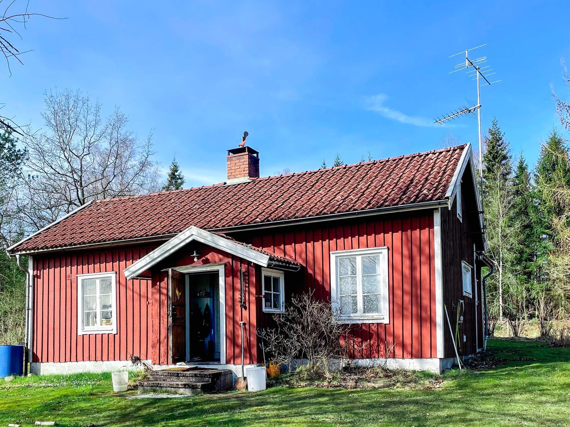 Klassieke Dalslandstorp bij Mellerud – 6 pers., houtkachels en bosrijke tuin - foto 1