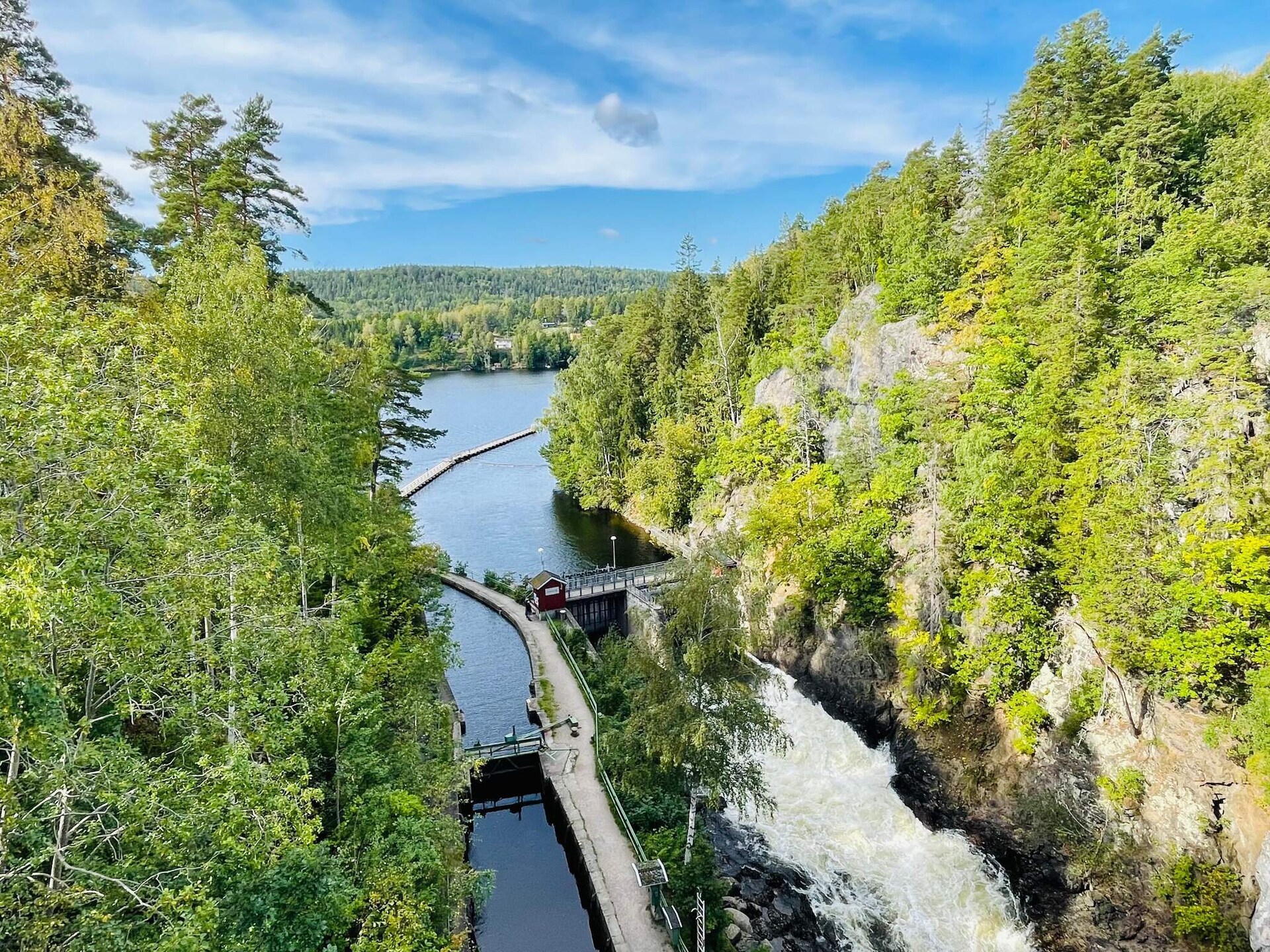 Klassieke Dalslandstorp bij Mellerud – 6 pers., houtkachels en bosrijke tuin - foto 7
