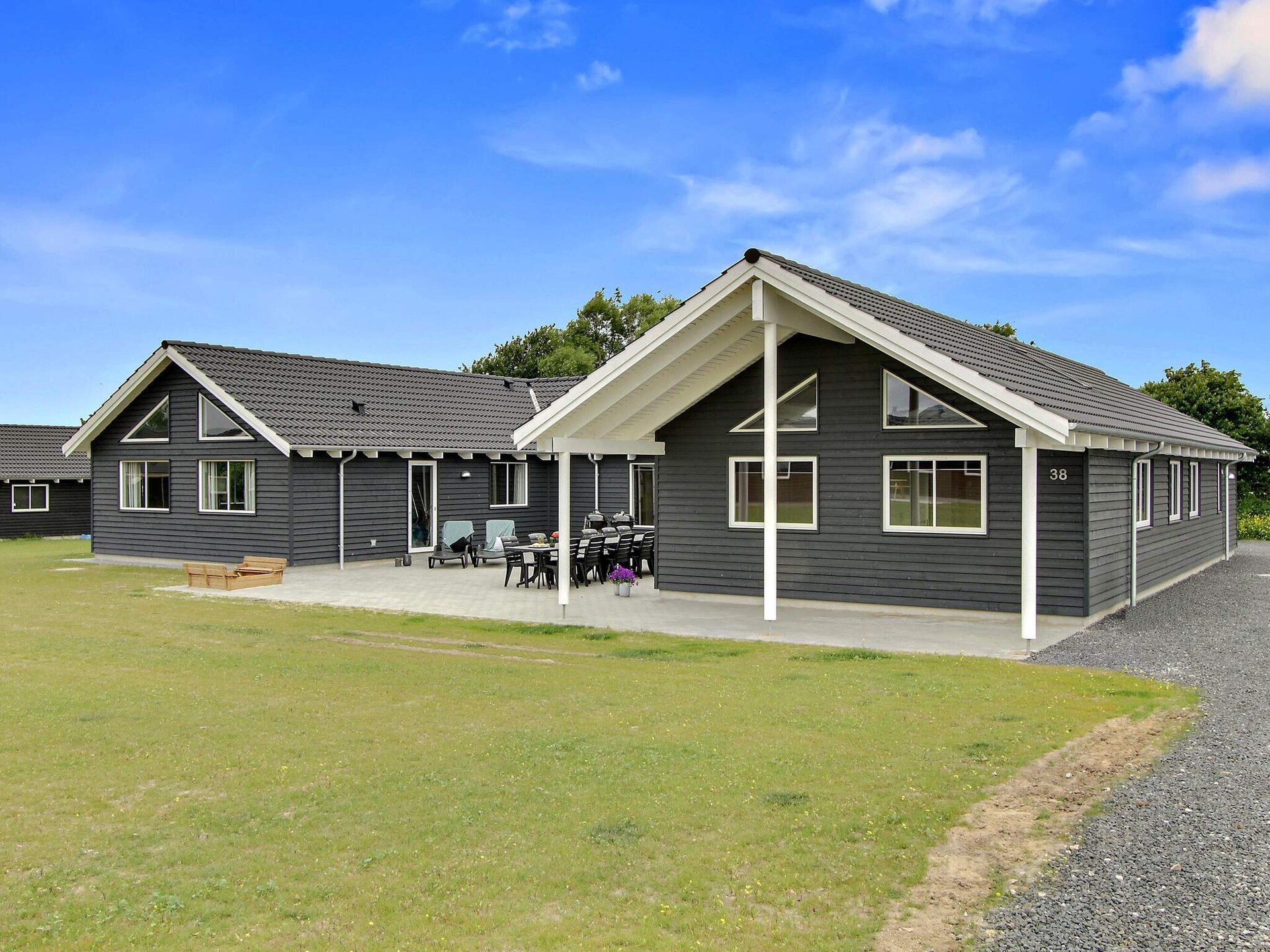 Luxe vakantiehuis met zwembad en wellness aan golfbaan in Bogense, Denemarken - foto 1