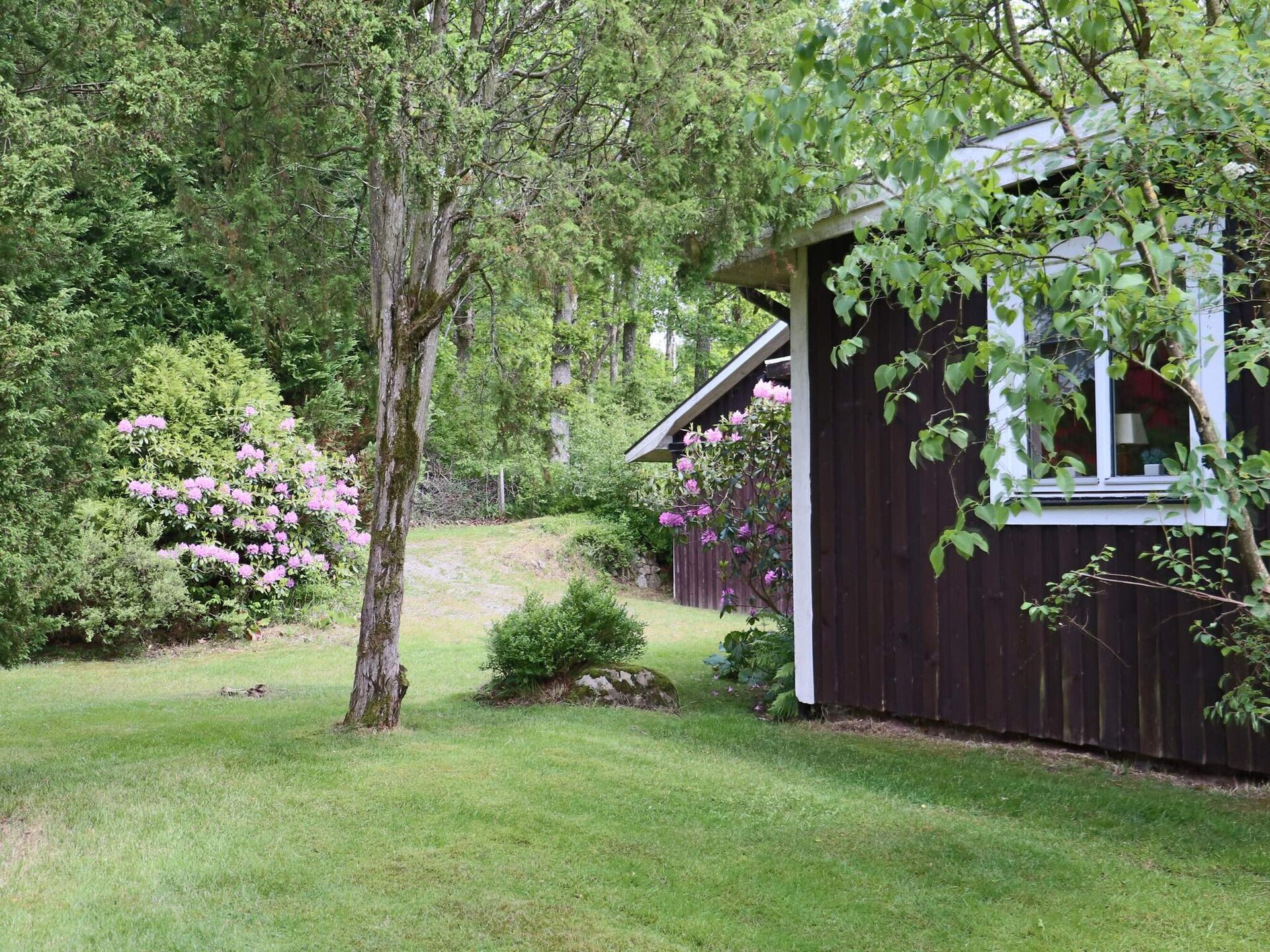 Vrijstaand vakantiehuis aan de golfbaan bij Örkelljunga - foto 12