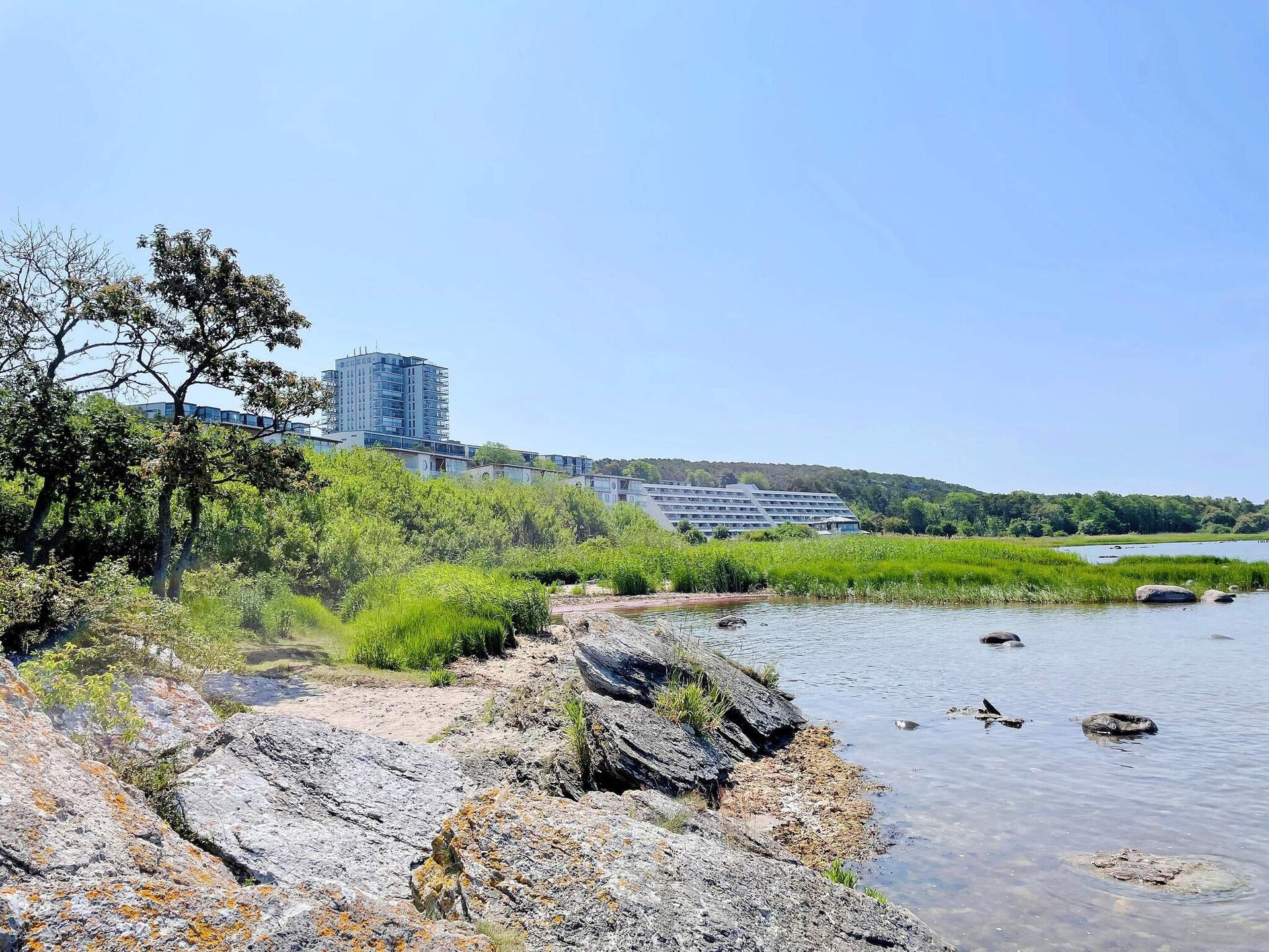 Vakantiehuis aan zee in Visby met uitzicht en balkon - foto 3