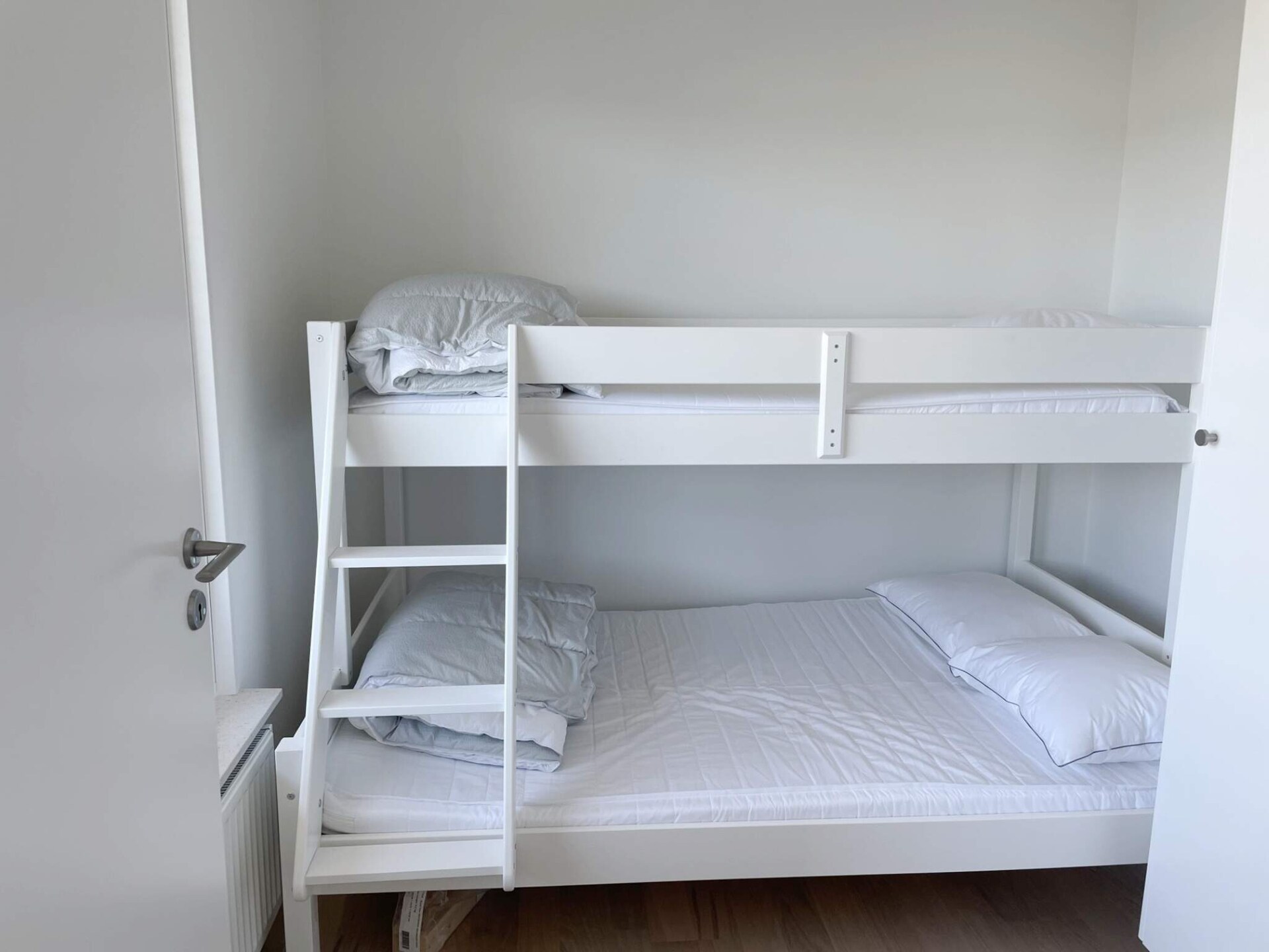 Vakantiehuis aan zee in Visby met uitzicht en balkon - foto 21