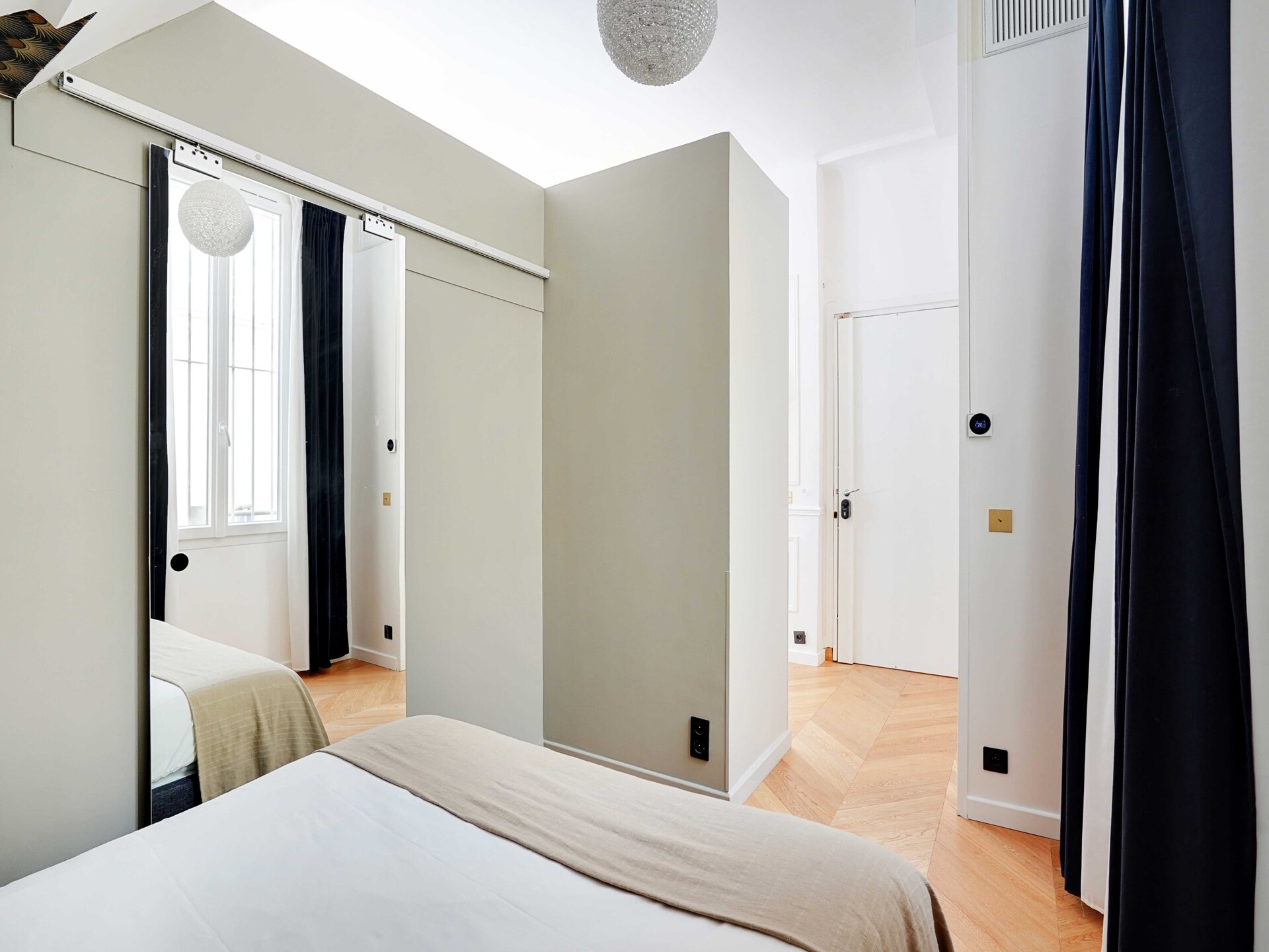 Modern appartement aan de Avenue des Champs-Élysées in Parijs - foto 13