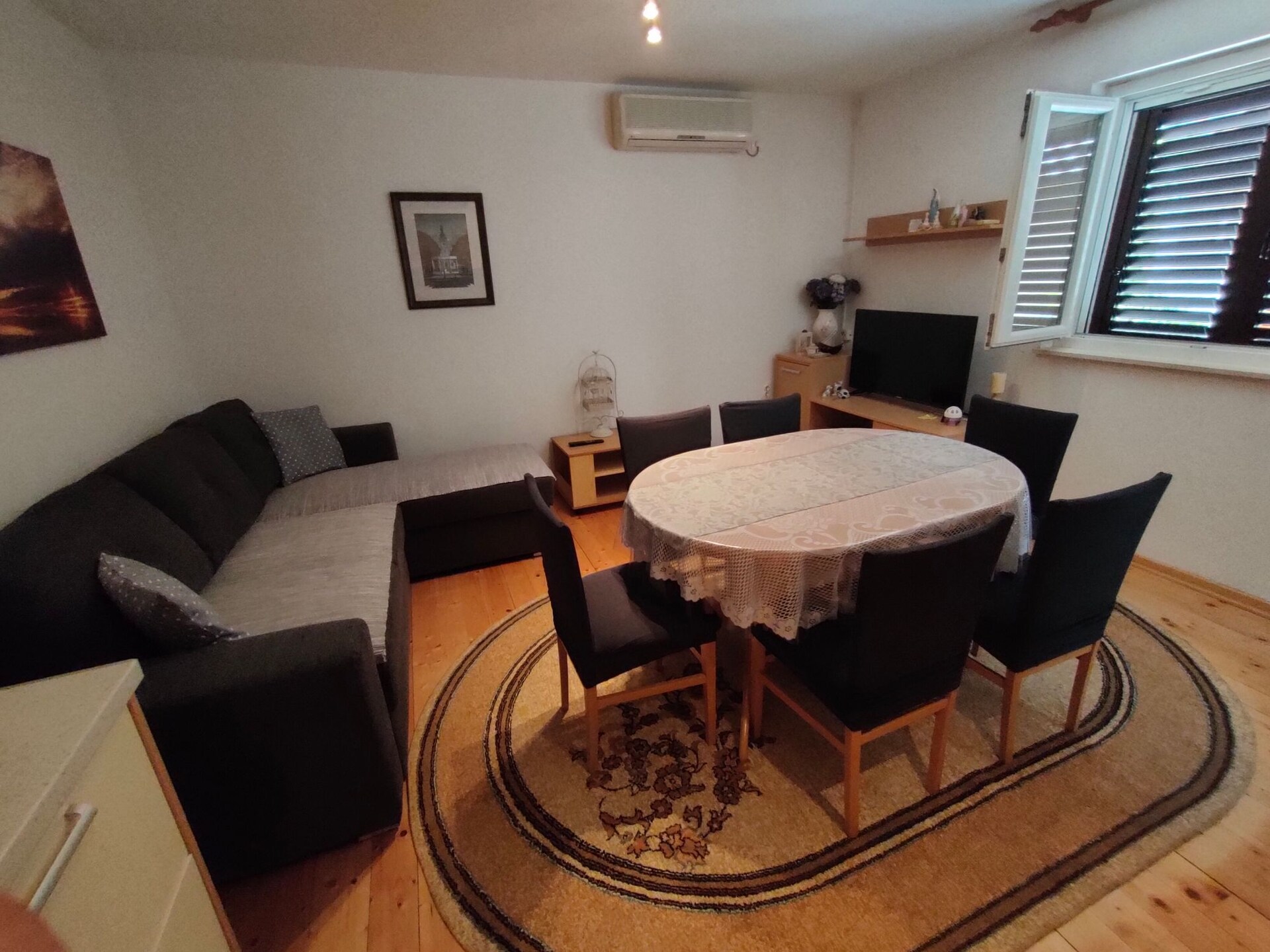 Luxe appartement met terras en tuin, 300m van het strand in Supetar - foto 2