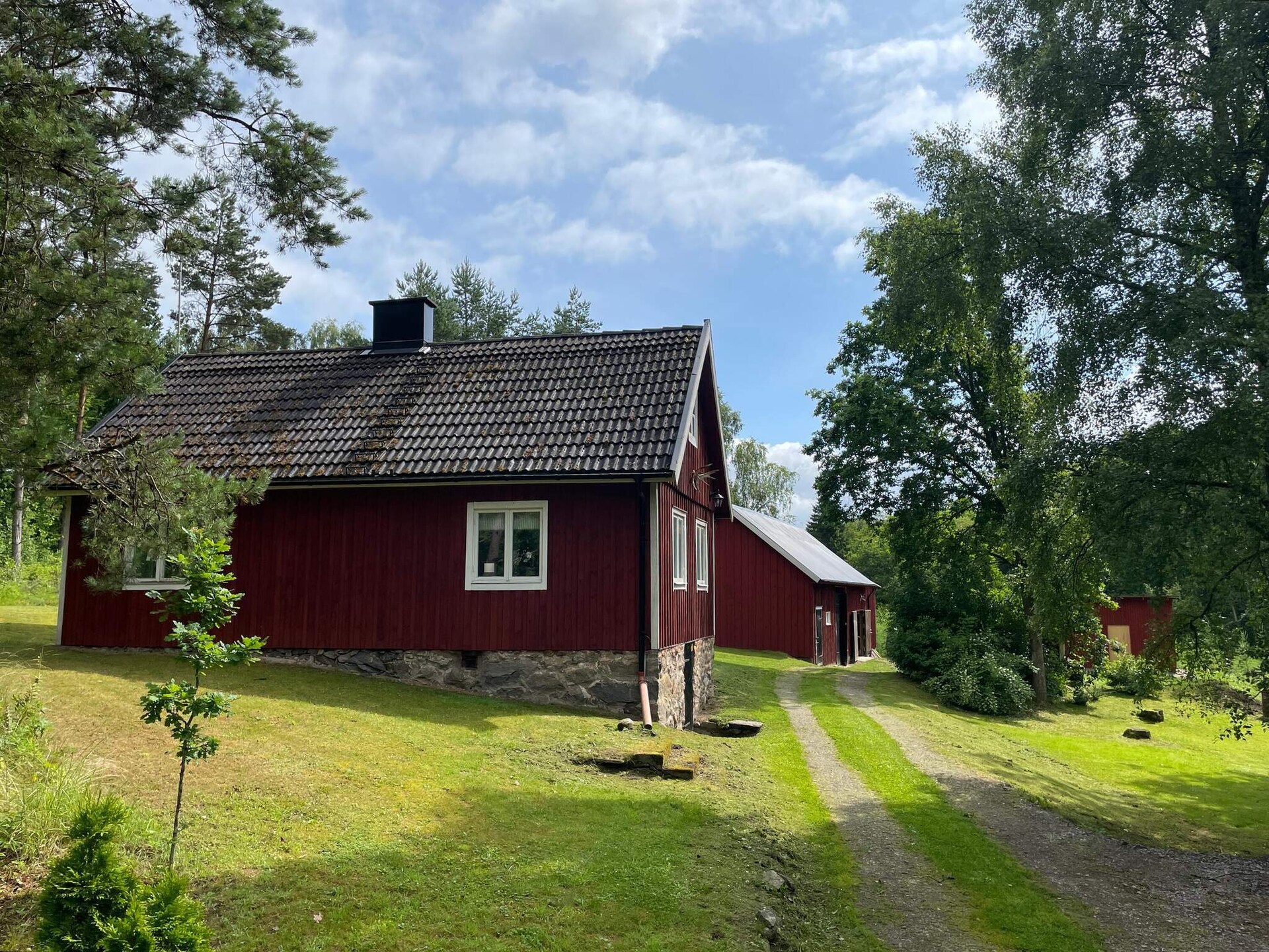 Op 1,0 km van het meer: rustieke rode cottage in Arkelsorp - foto 3