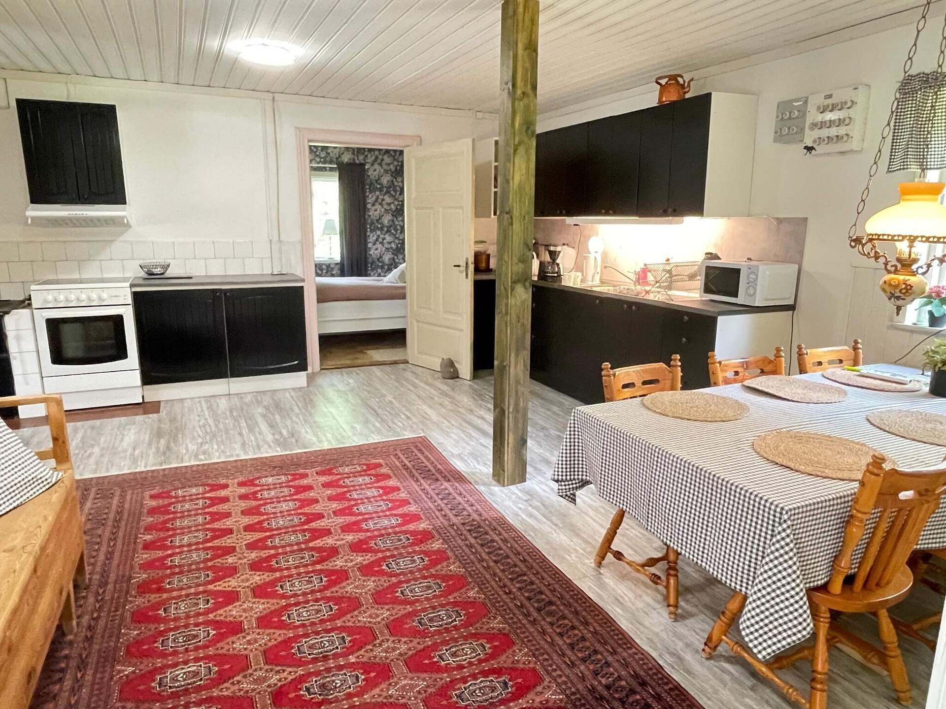 Op 1,0 km van het meer: rustieke rode cottage in Arkelsorp - foto 15