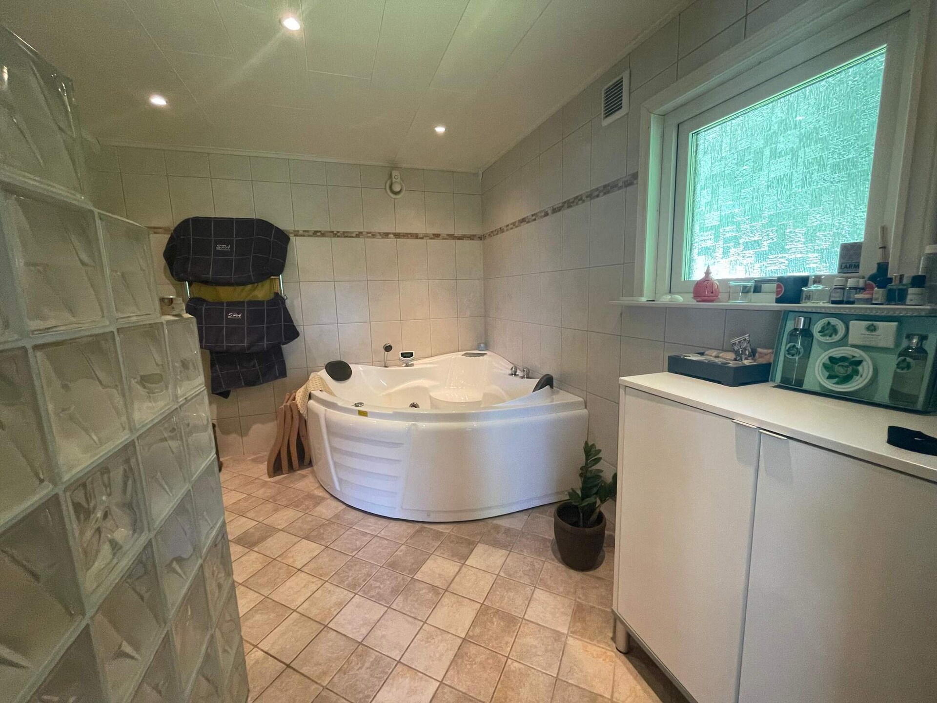 Vrijstaand vakantiehuis in bosrijk Zweden met golfbaan nabij Spekeröd - foto 16