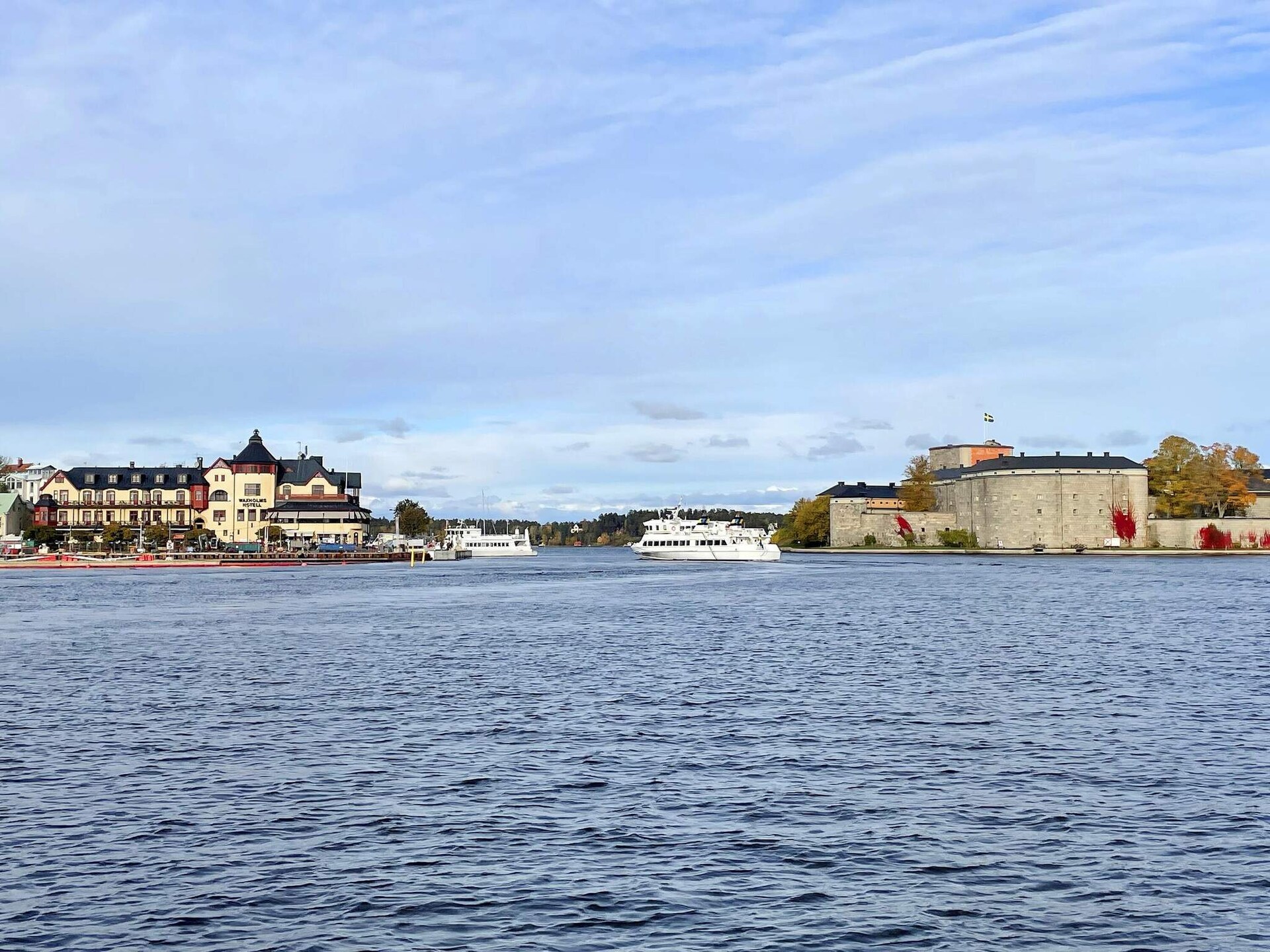 Knus gastenverblijf aan de golfbaan, 200 meter van de zee bij Vaxholm - foto 16