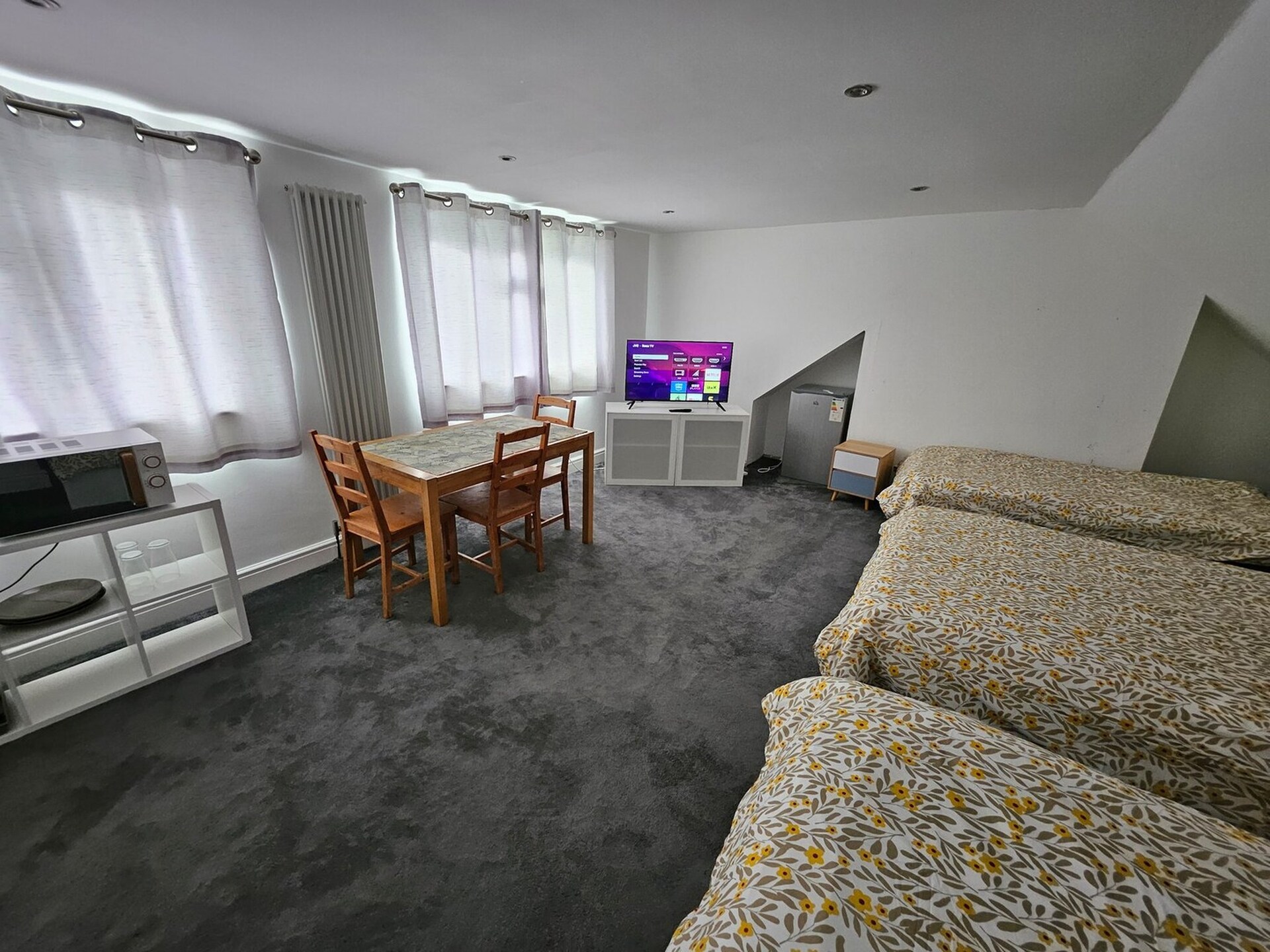 Ruim pensionappartement voor 12 personen nabij Windsor Castle & Legoland - foto 5