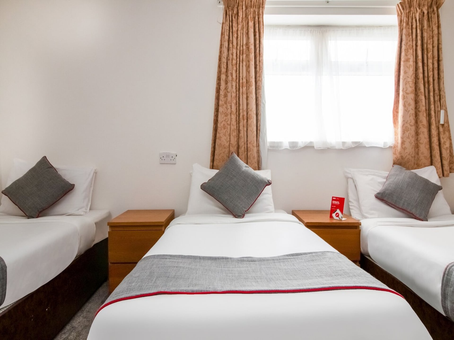 Comfortabel Deluxe Triple Room Pension in Cardiff - foto 11