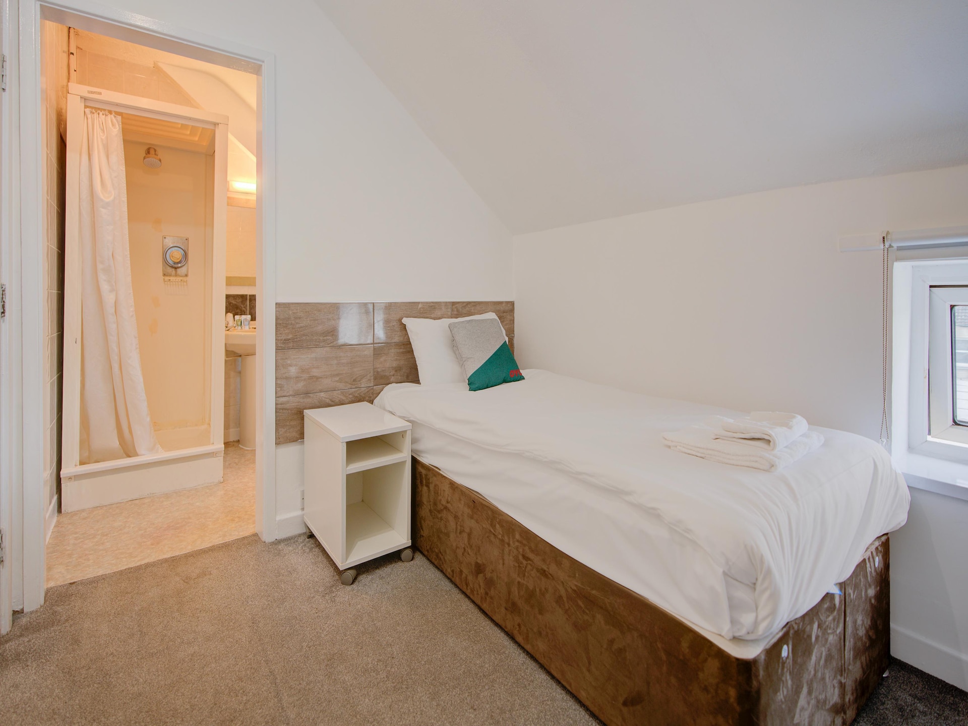 Comfortabel Standard Single Room in Cardiff - foto 16