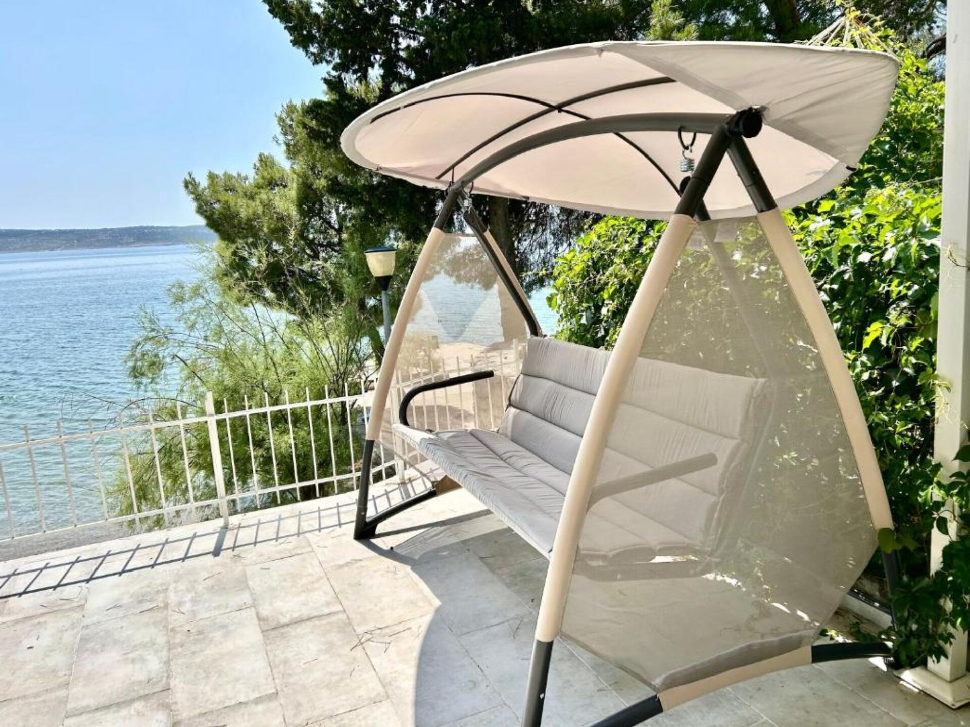 Strandhuis op 2 meter van zee in Starigrad-Paklenica met privéstrand - foto 17