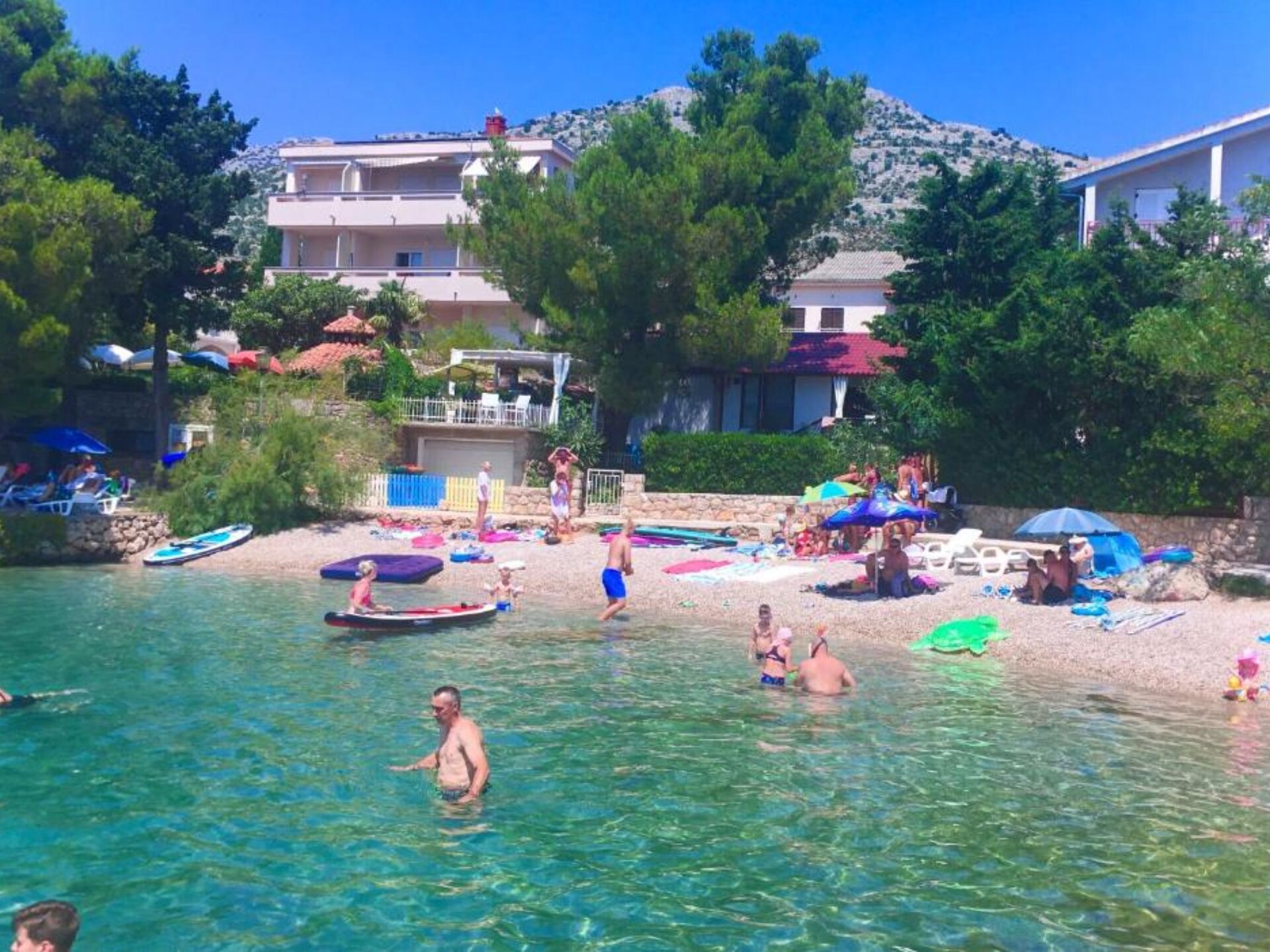 Strandhuis op 2 meter van zee in Starigrad-Paklenica met privéstrand - foto 28