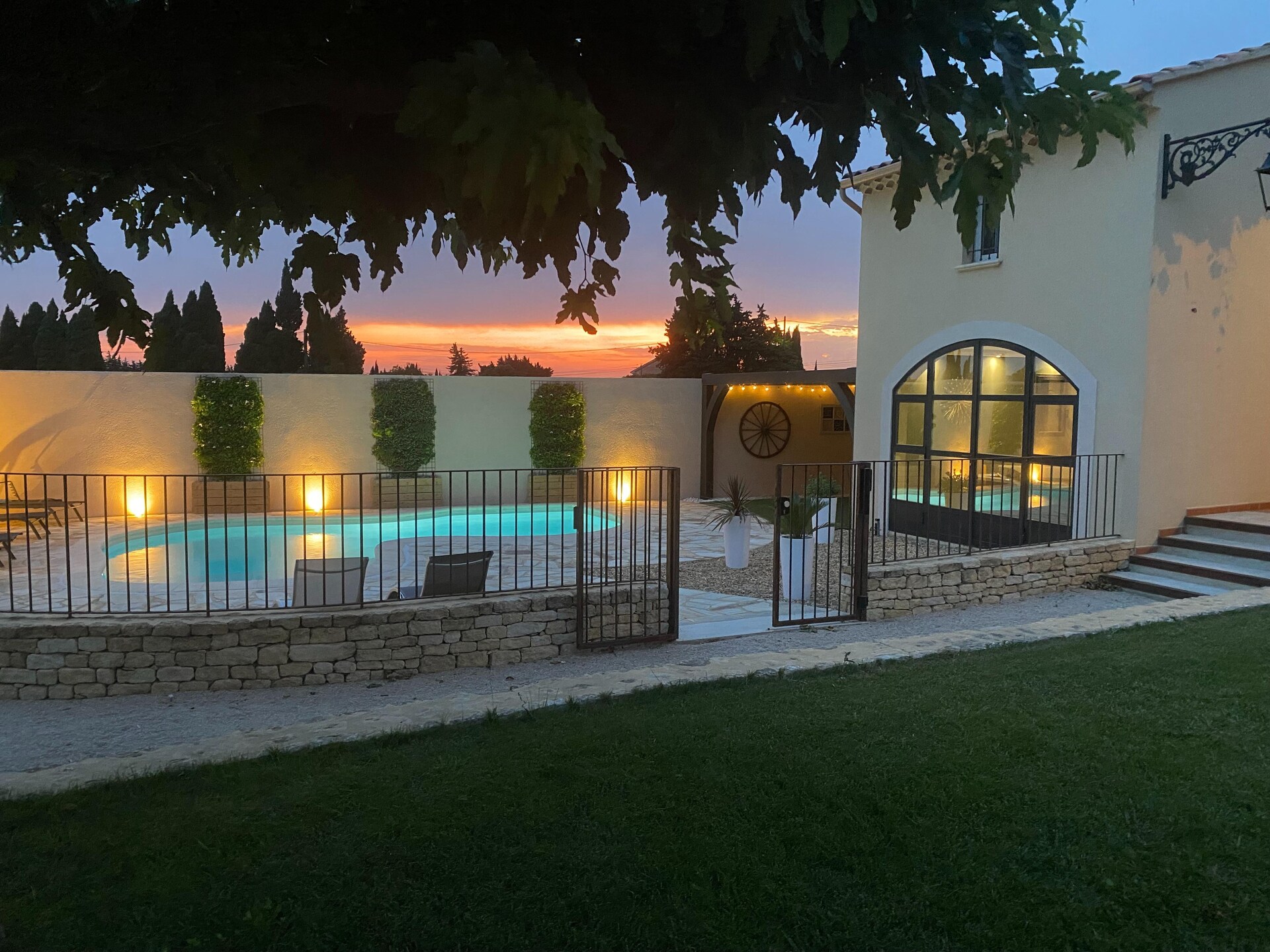Authentiek Provençaals vakantiehuis met privéspa en zwembad voor 12 personen - foto 23