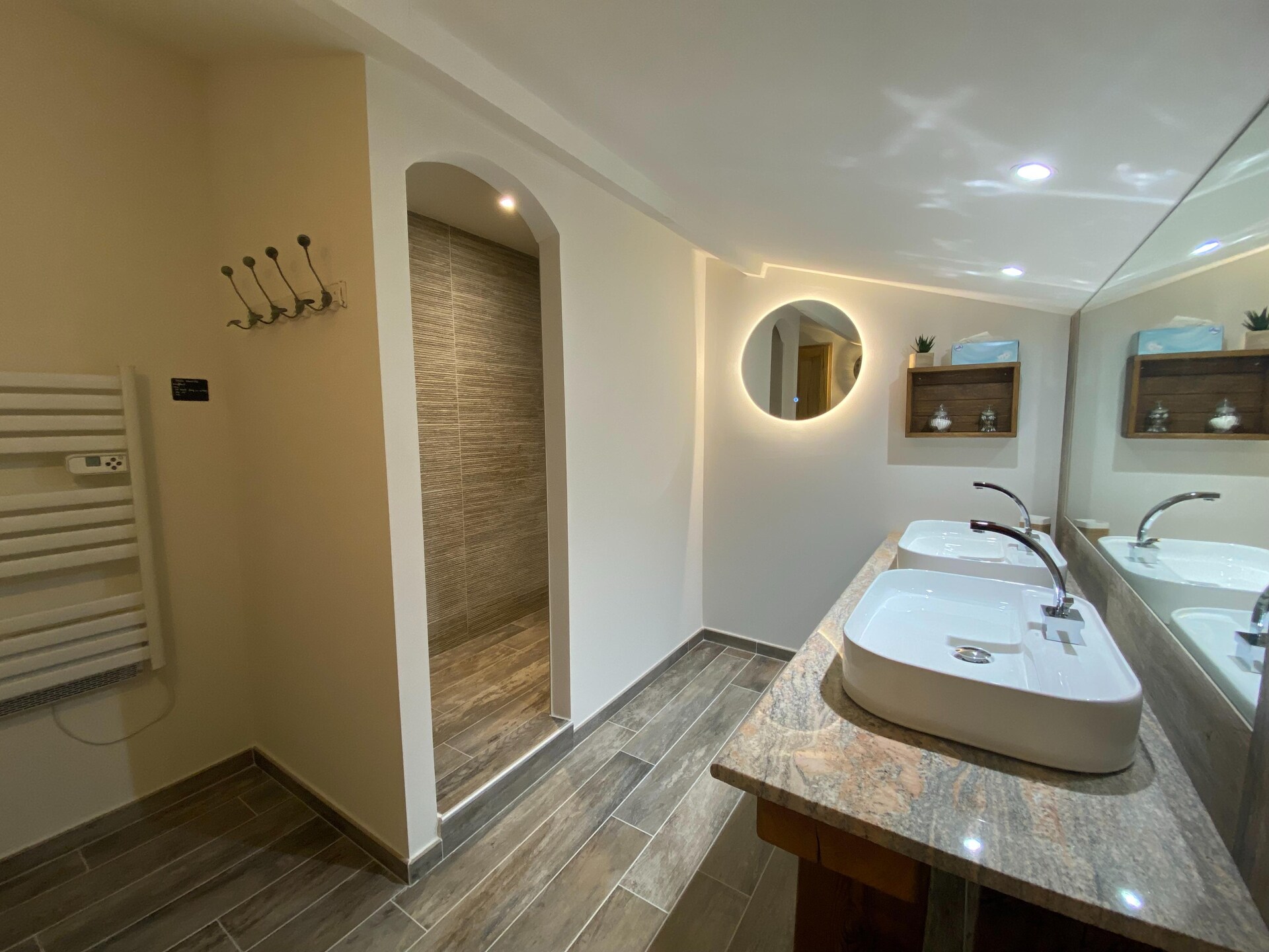 Authentiek Provençaals vakantiehuis met privéspa en zwembad voor 12 personen - foto 16