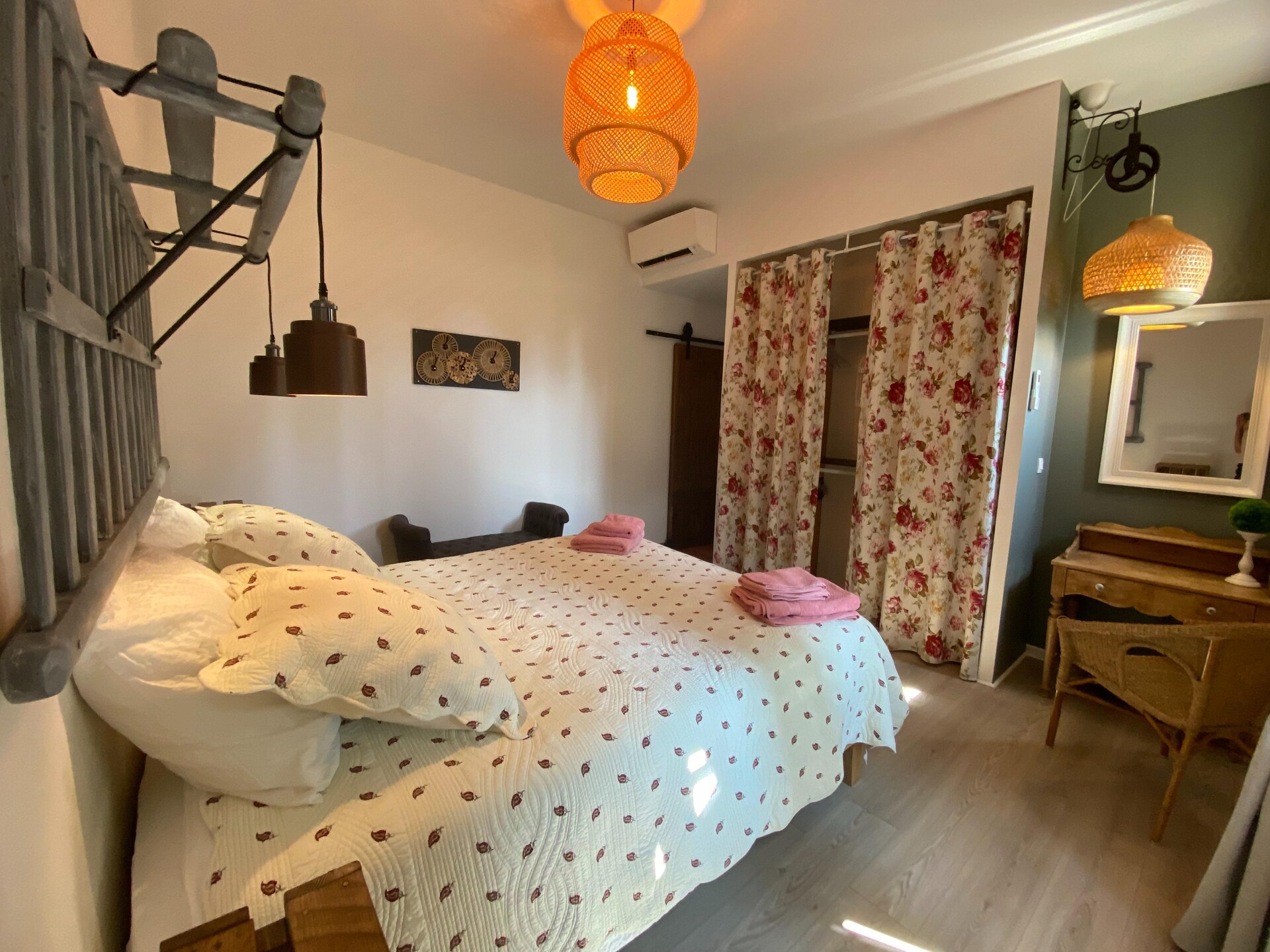 Authentiek Provençaals vakantiehuis met privéspa en zwembad voor 12 personen - foto 15
