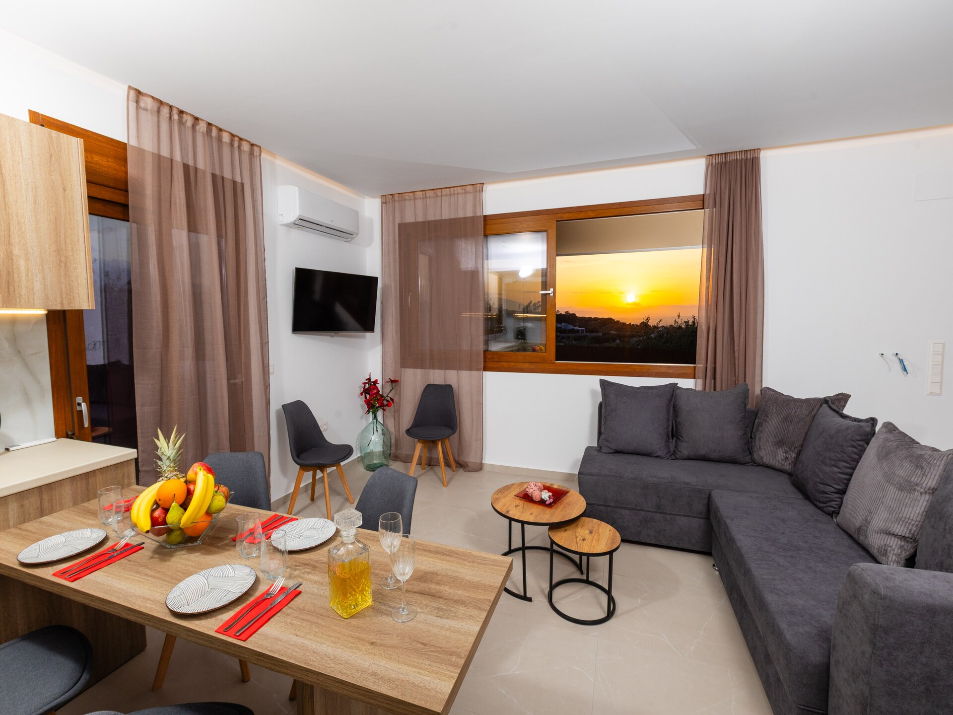 Ruim appartement met privézwembad en tuin op 2 km van het strand - foto 6