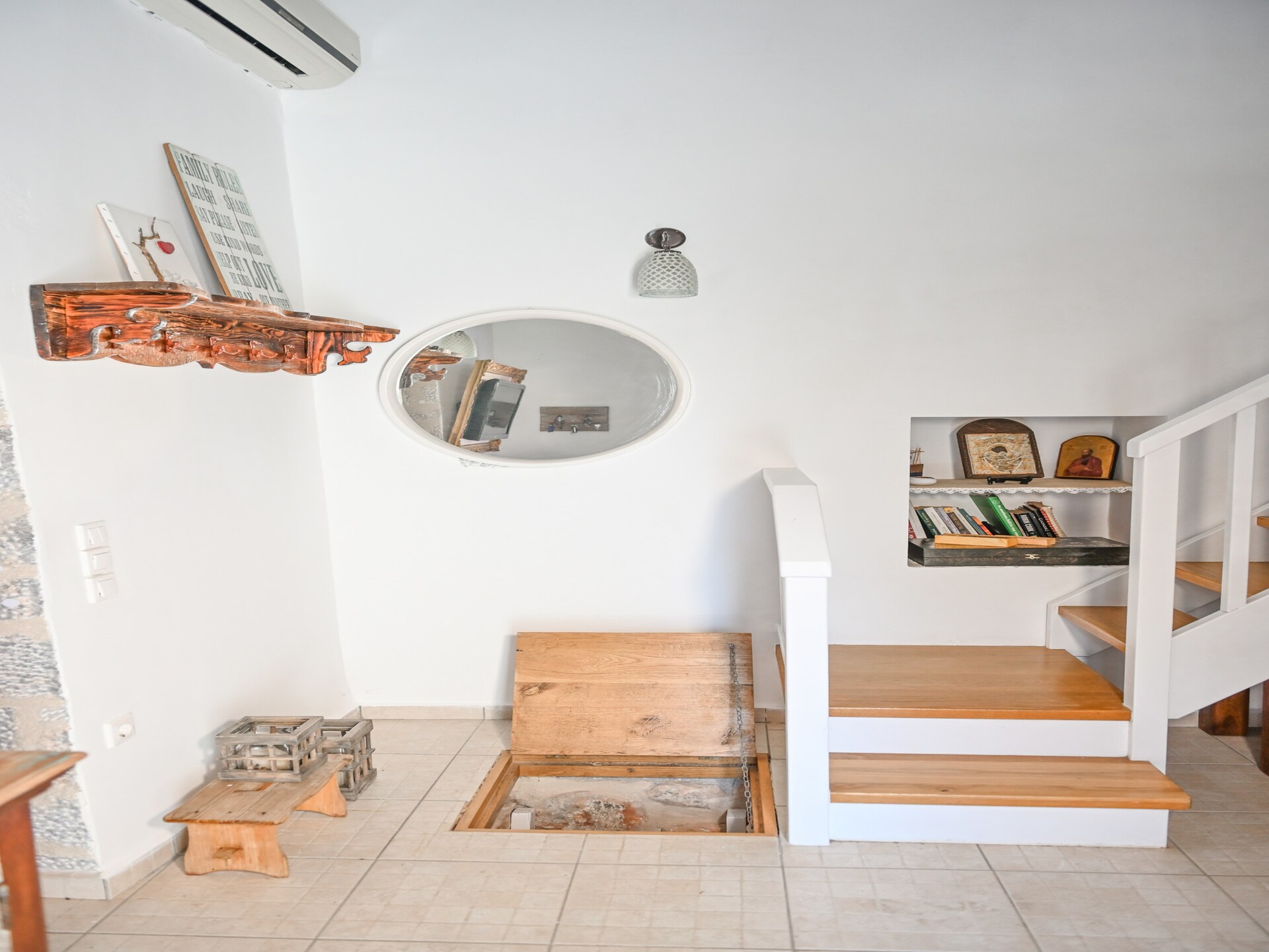 Authentiek Grieks vakantiehuis met zeezicht in Pyrgos Dirou, Mani - foto 14