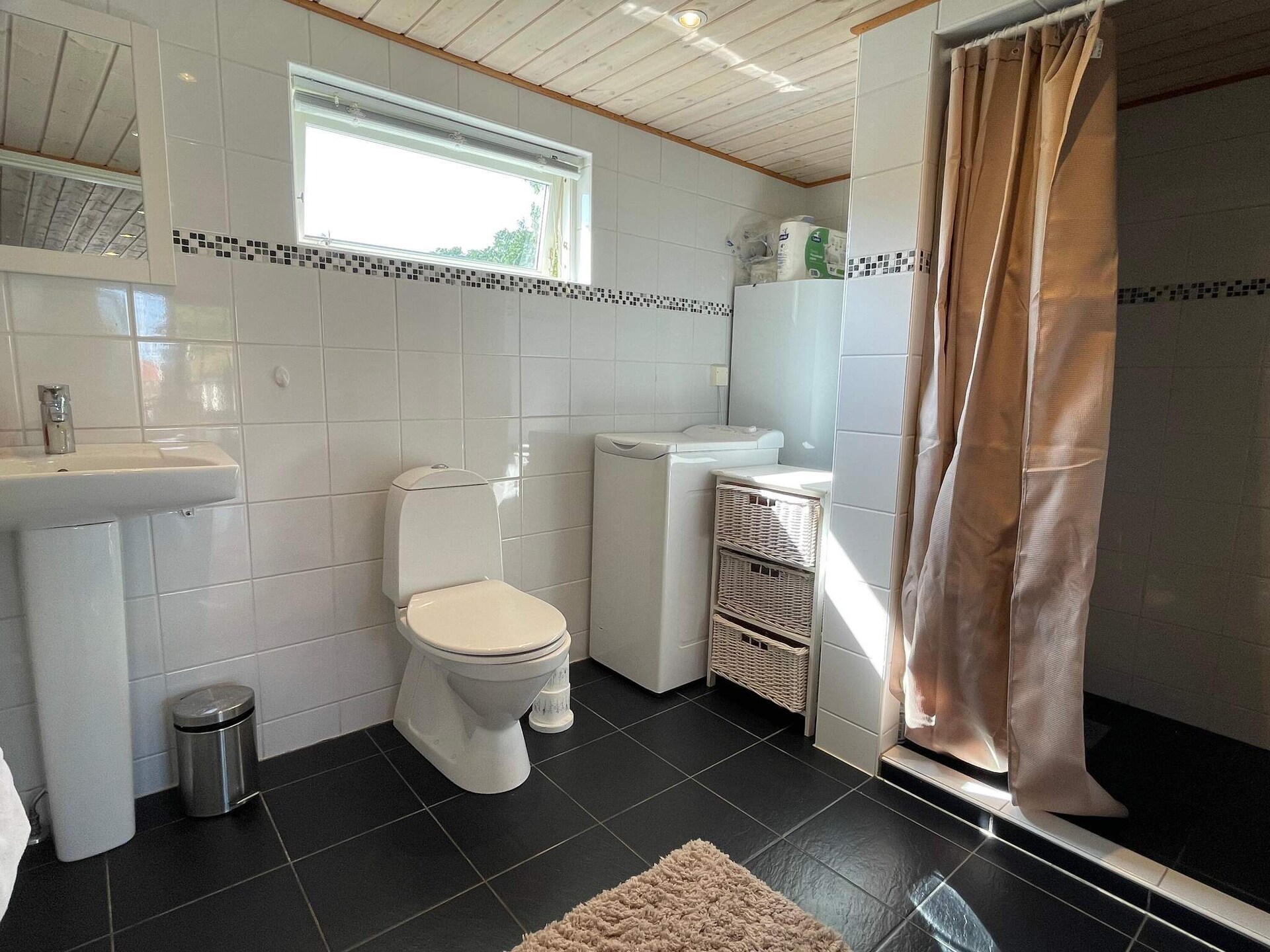 Vrijstaand vakantiehuis aan de golfbaan met zeezicht bij Sölvesborg - foto 33