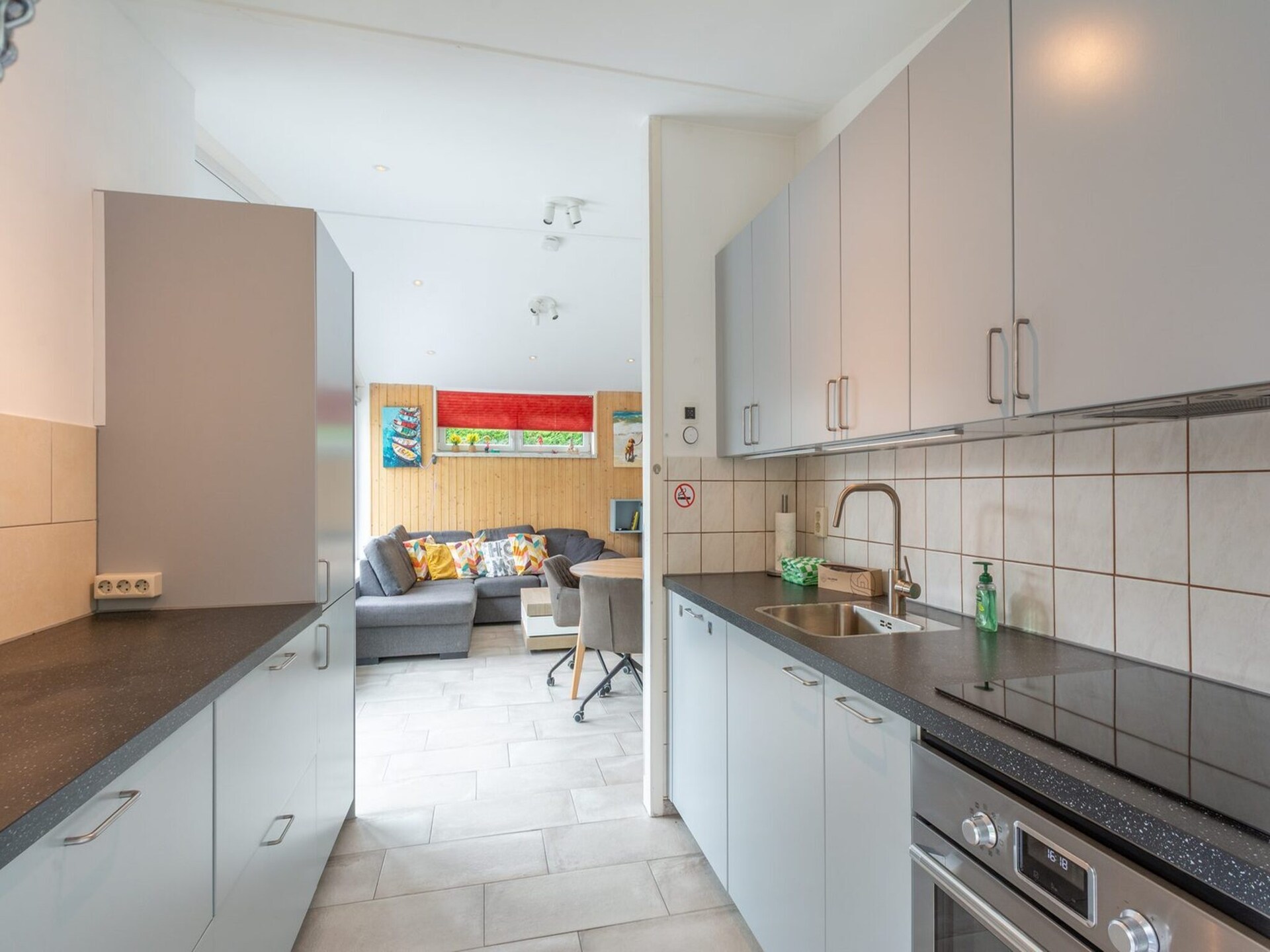 Vrijstaande bungalow met grote tuin op 1,6 km van strand Sint Maartenszee - foto 11