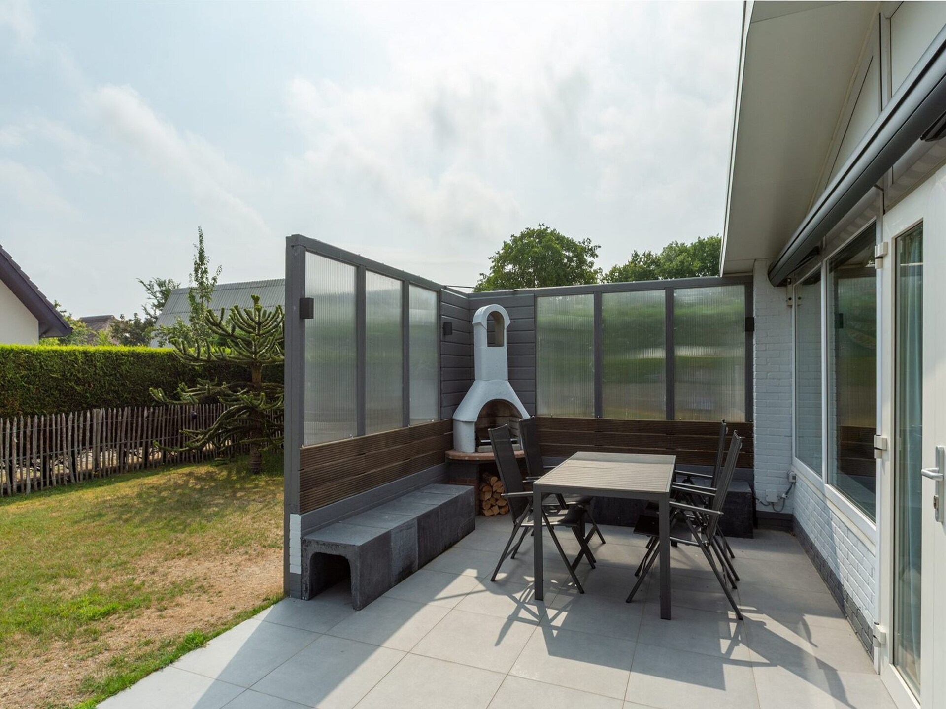 Vrijstaande bungalow met grote tuin op 1,6 km van strand Sint Maartenszee - foto 4