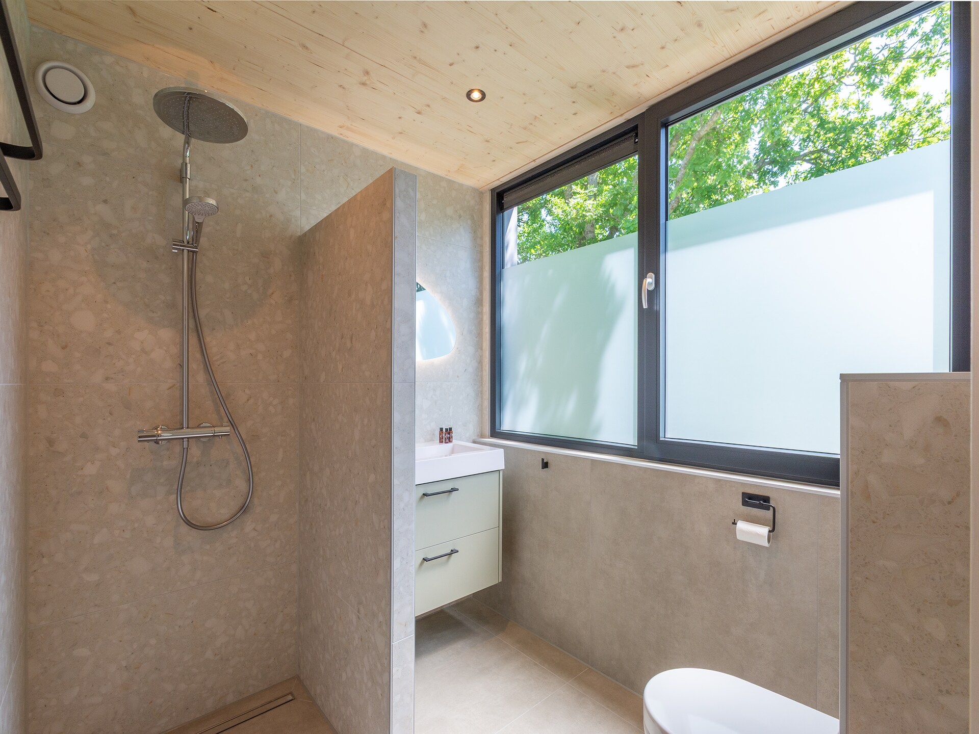 Luxe strandvilla Belkmer Beachhouse met omheinde tuin, 1,5km van zee - foto 20