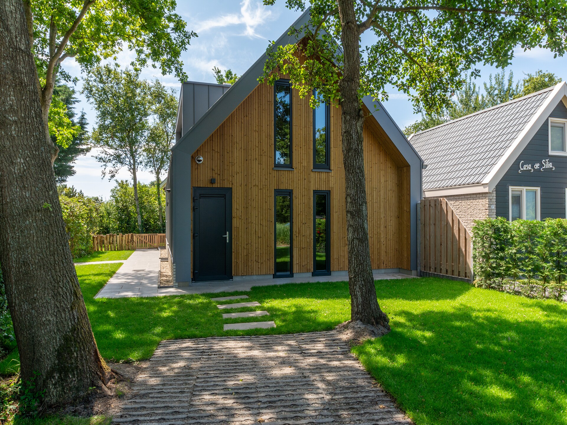 Luxe strandvilla Belkmer Beachhouse met omheinde tuin, 1,5km van zee - foto 11