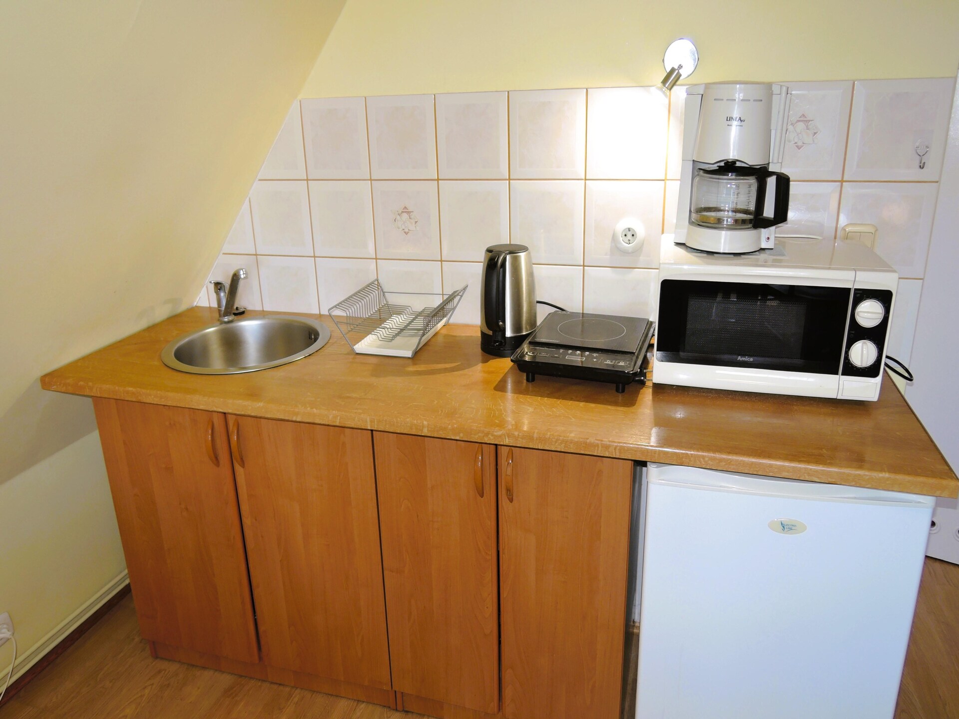 Lichte studio voor 4 op 1e etage met grote tuin, 6 km van zee - foto 6