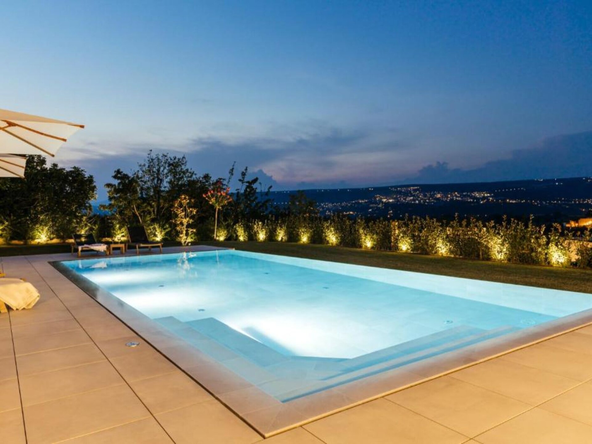 Villa Lara: Luxe villa met verwarmd zwembad, jacuzzi & sauna voor 12 personen - foto 43