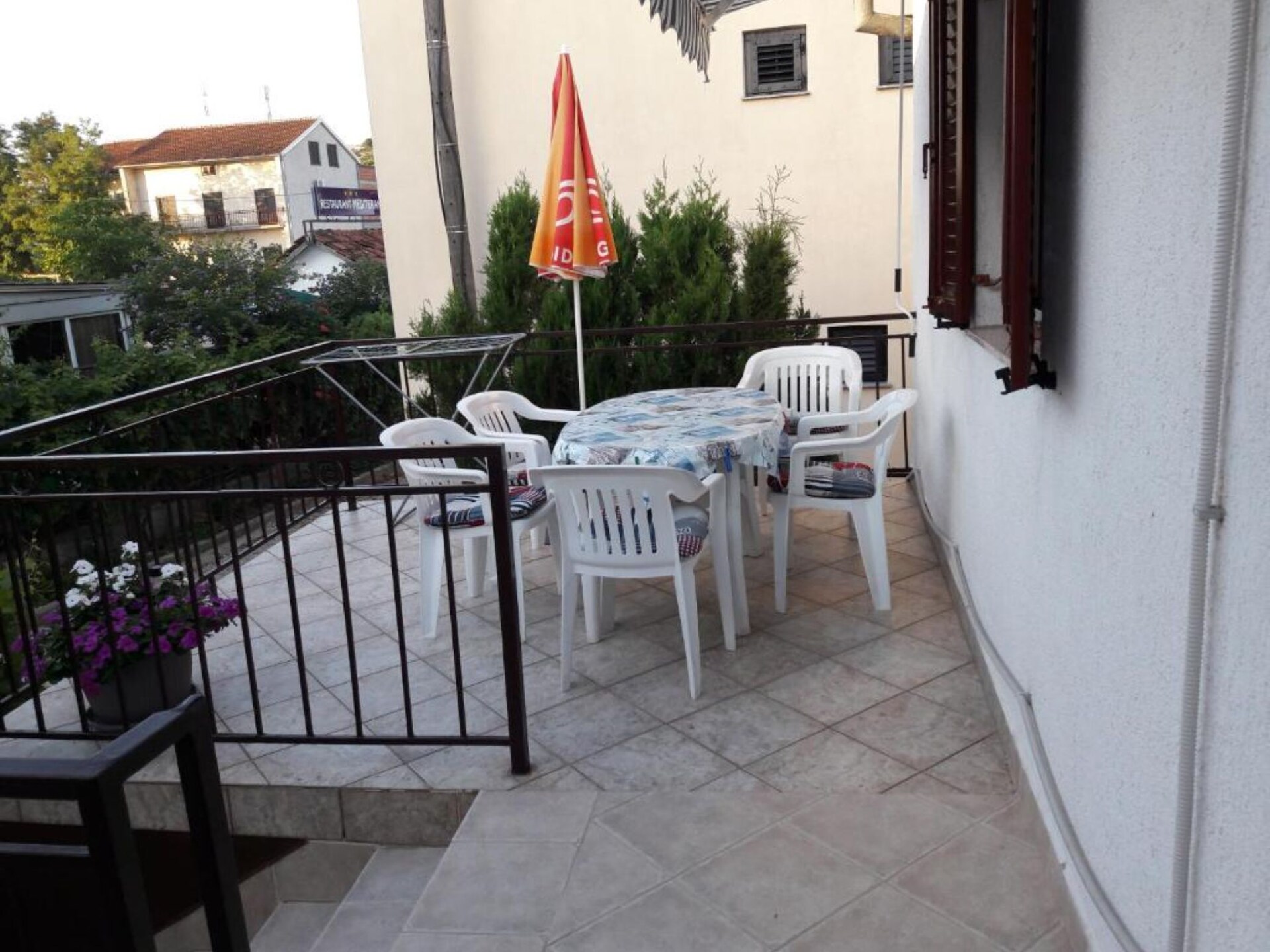 Sfeervol appartement voor 5 in Drage met zonnig terras, vlakbij zee - foto 13