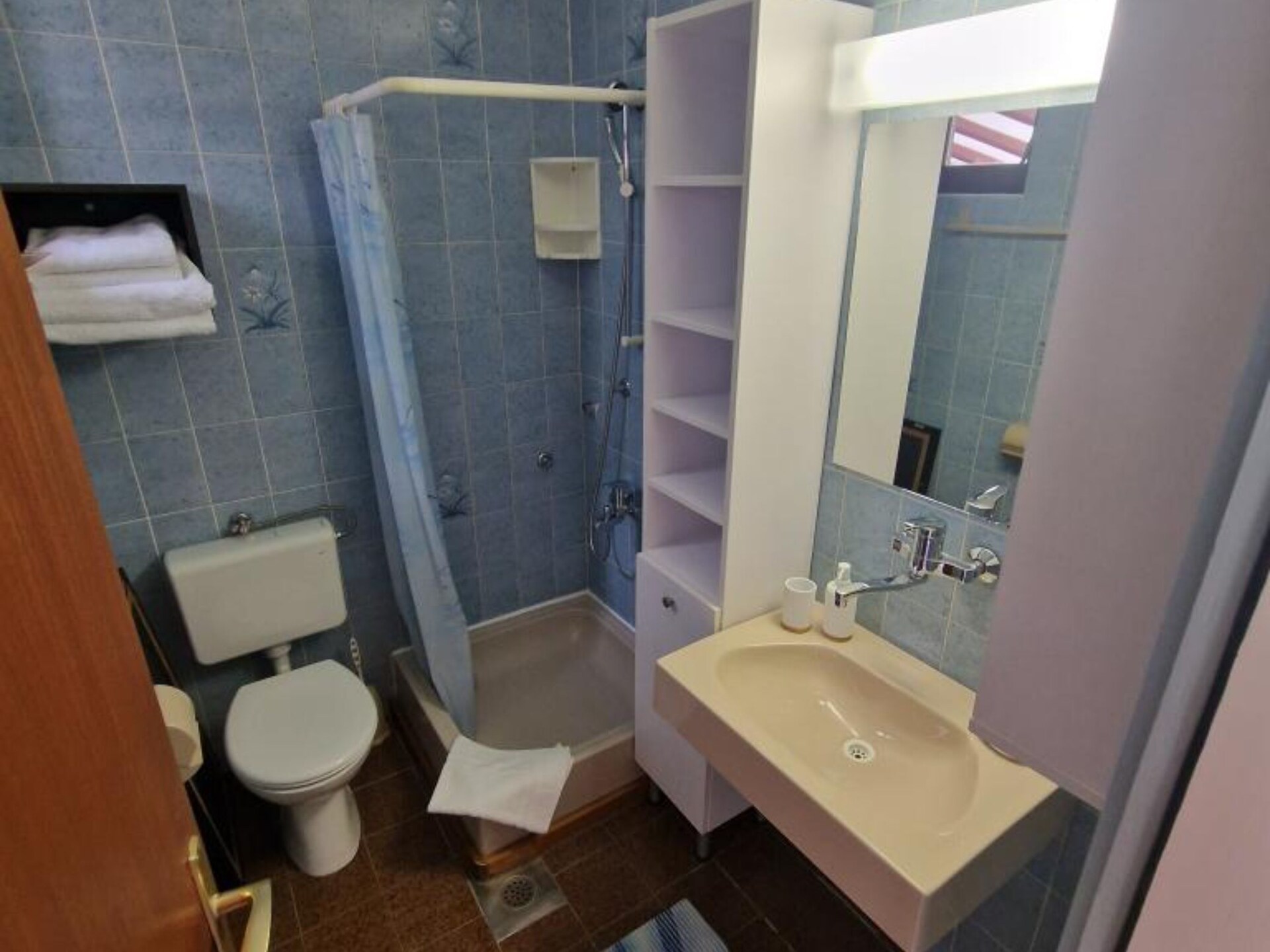 Compact appartement aan zee in Donji Karin, vlakbij strand Novigrad - foto 3