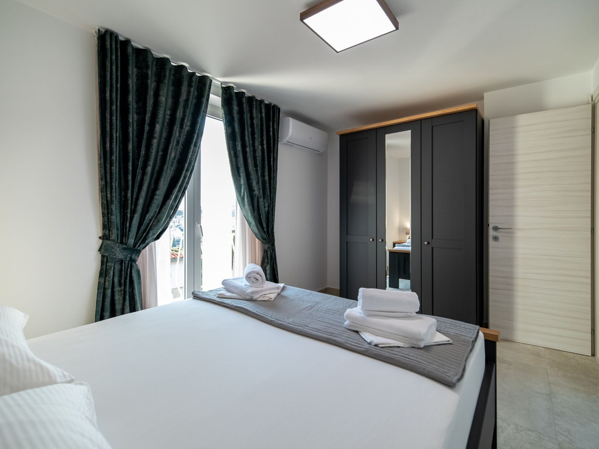 Op 800 m van het strand: ruim appartement in Dubrovnik met zeezicht - foto 11