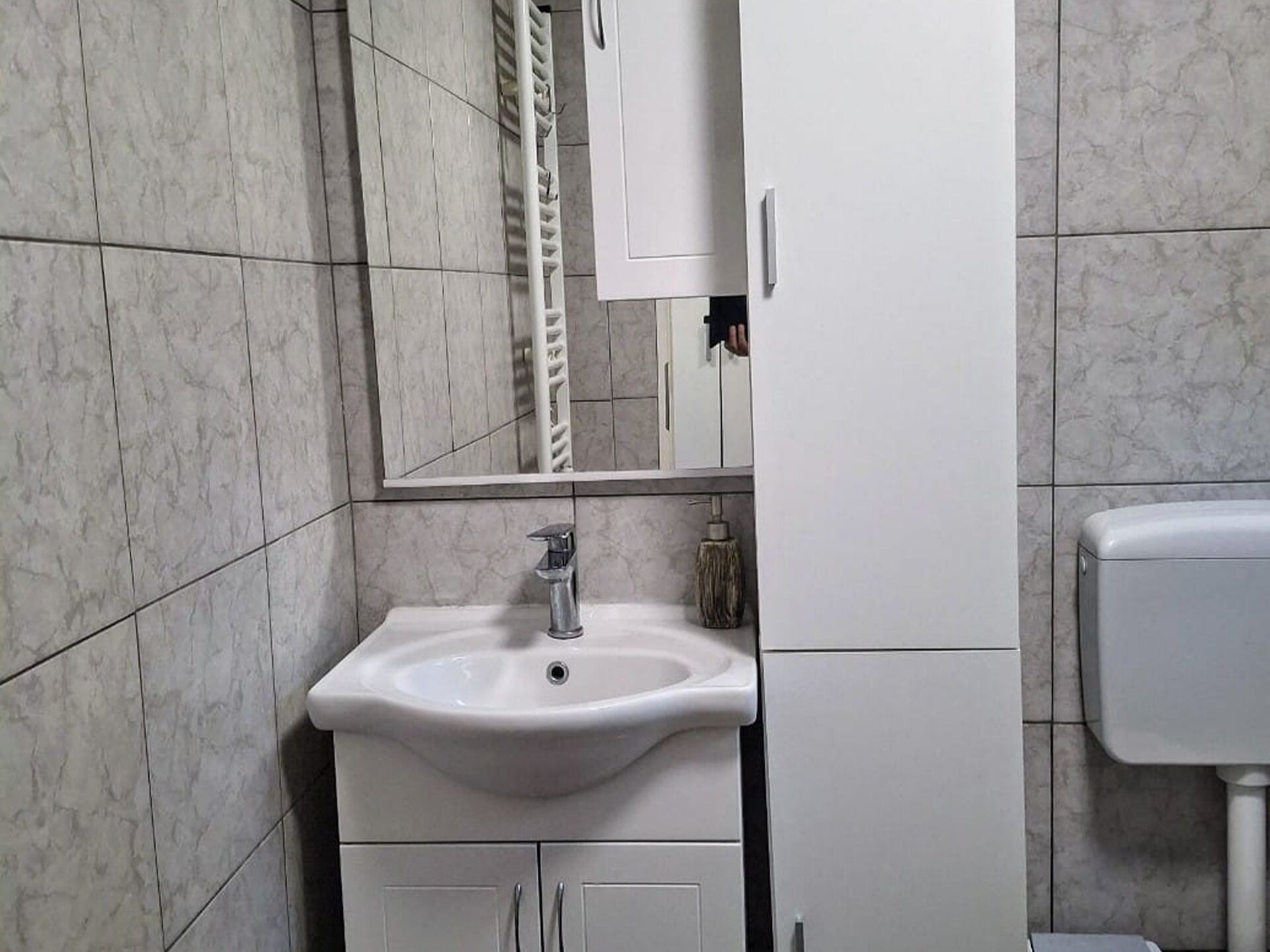 Classic appartement aan zee in Donji Karin – 200m van het strand - foto 11