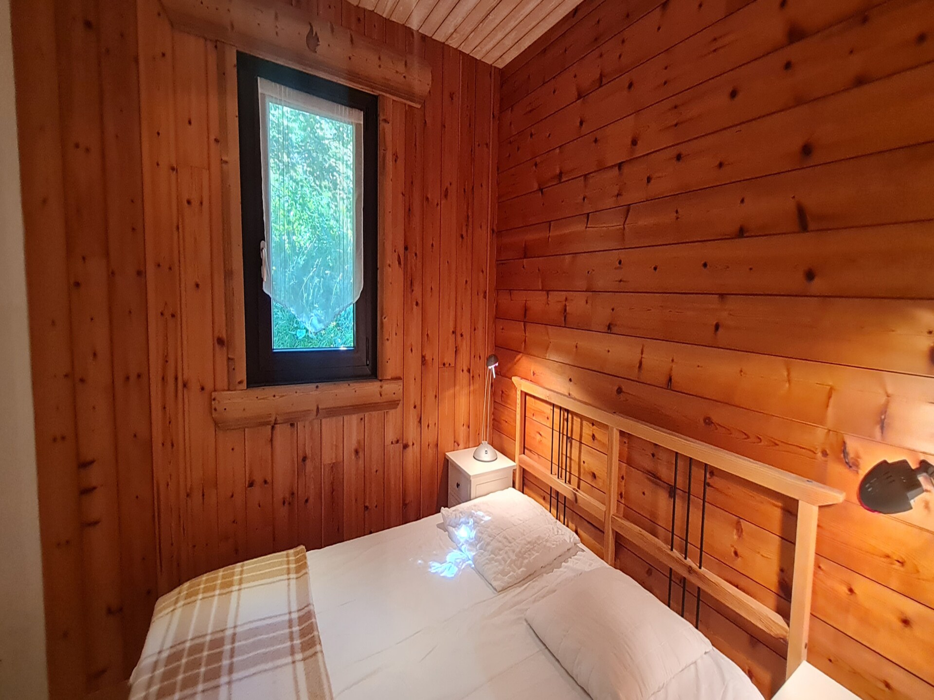 Ruim 3-slaapkamerappartement met balkon op 350m van de skilift - foto 9