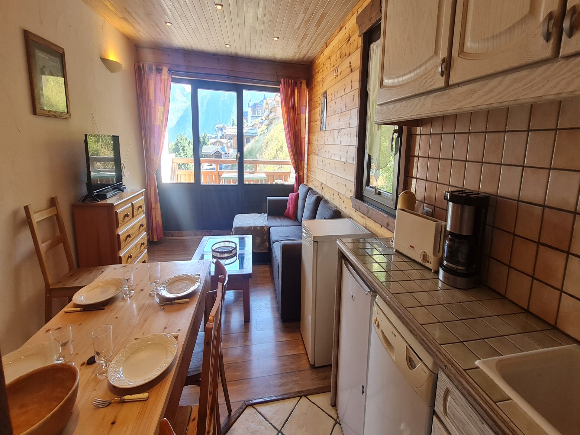 Ruim 3-slaapkamerappartement met balkon op 350m van de skilift - foto 2