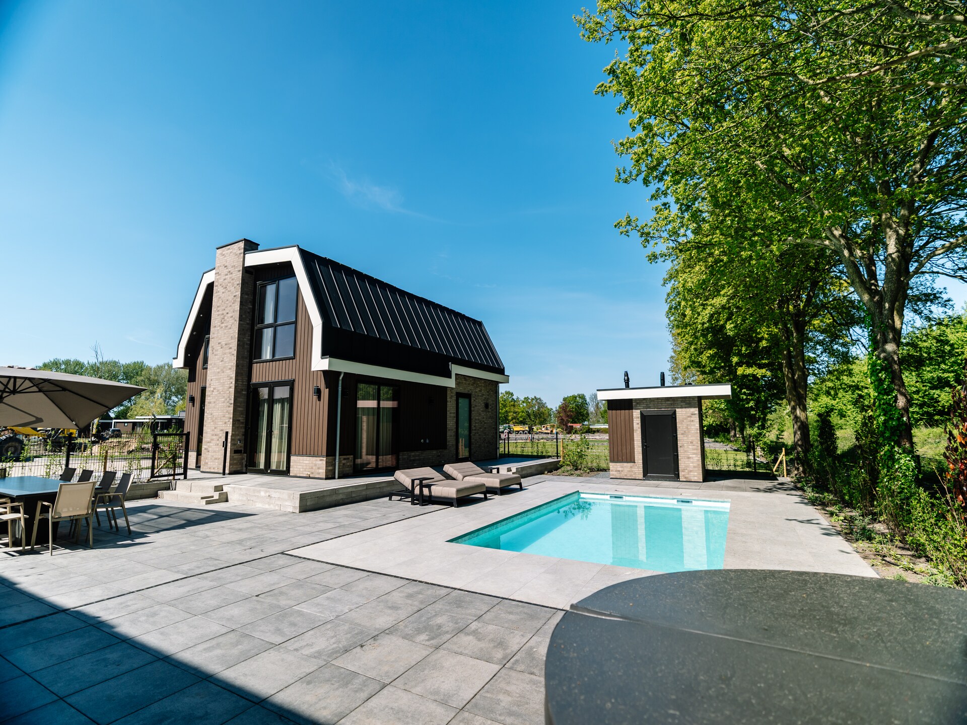 Villa Watergloed: luxe vakantiehuis met privézwembad en hottub in Waarland - foto 27