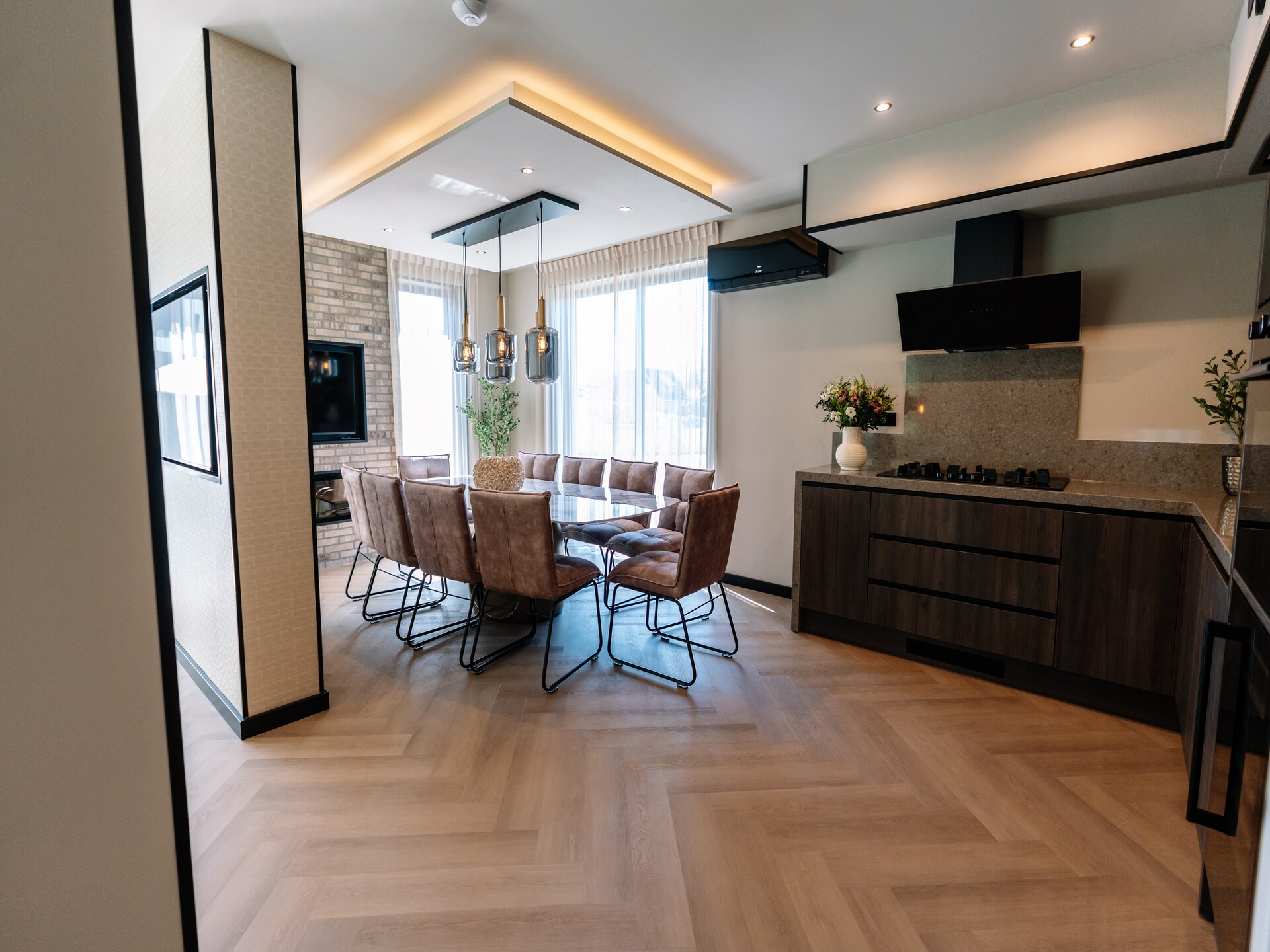 Villa Watergloed: luxe vakantiehuis met privézwembad en hottub in Waarland - foto 12
