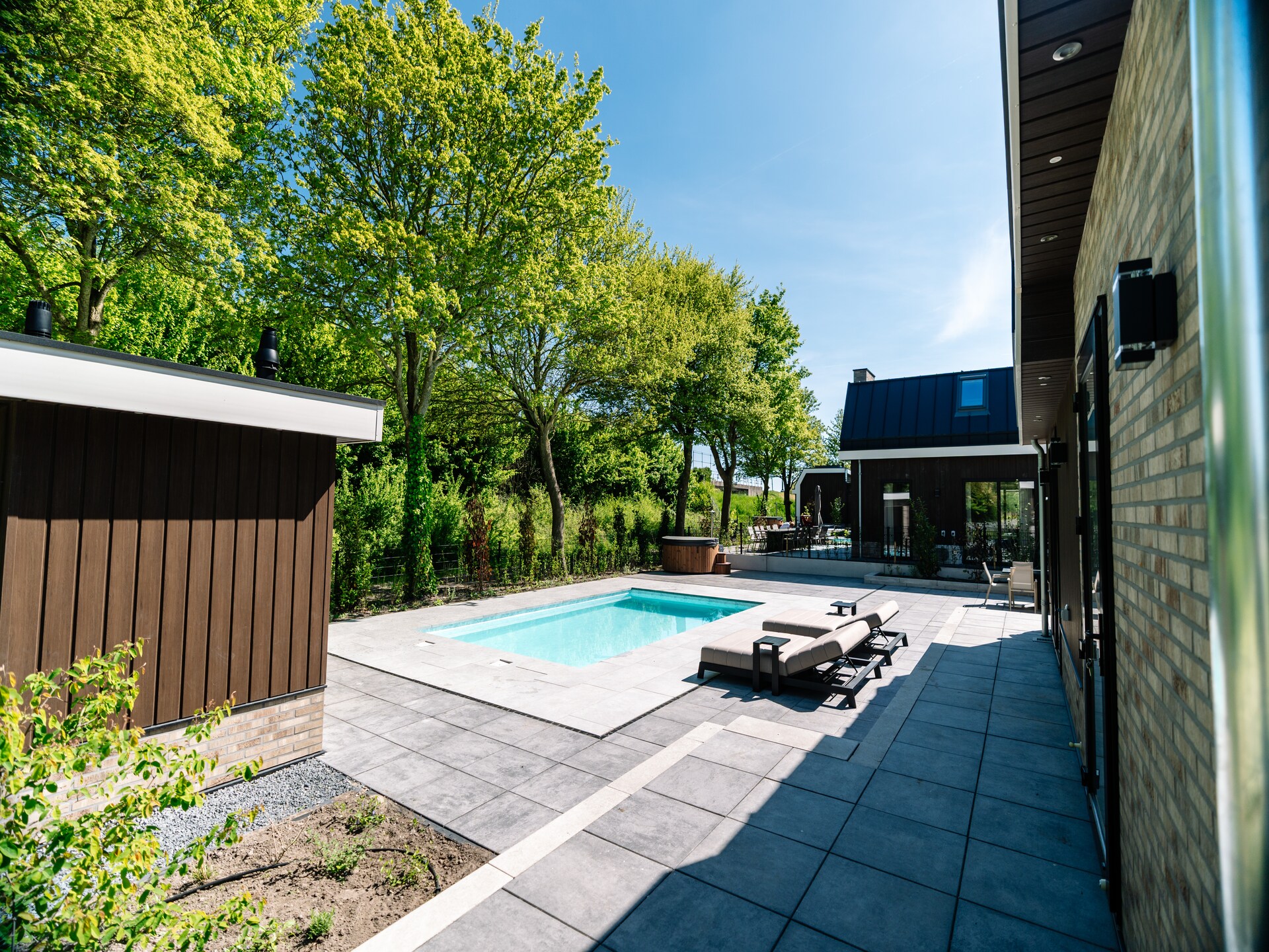 Villa Watergloed: luxe vakantiehuis met privézwembad en hottub in Waarland - foto 7