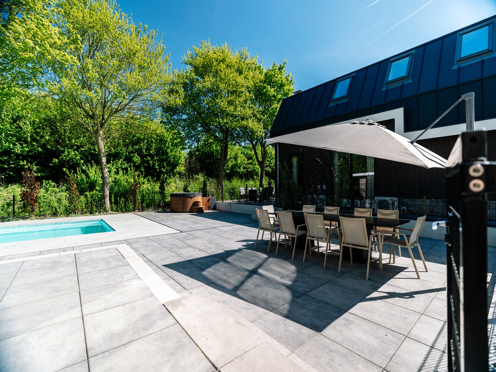 Villa Watergloed: luxe vakantiehuis met privézwembad en hottub in Waarland - foto 42
