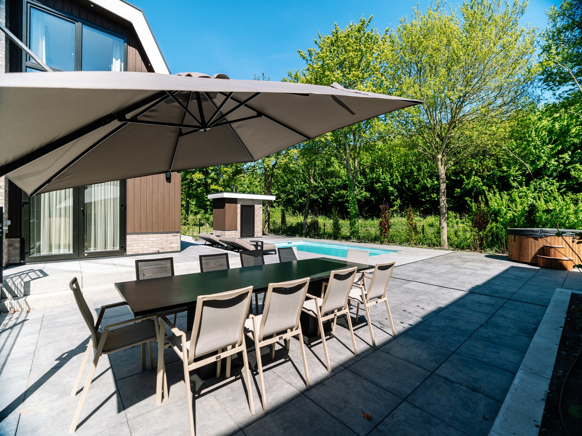 Villa Watergloed: luxe vakantiehuis met privézwembad en hottub in Waarland - foto 6