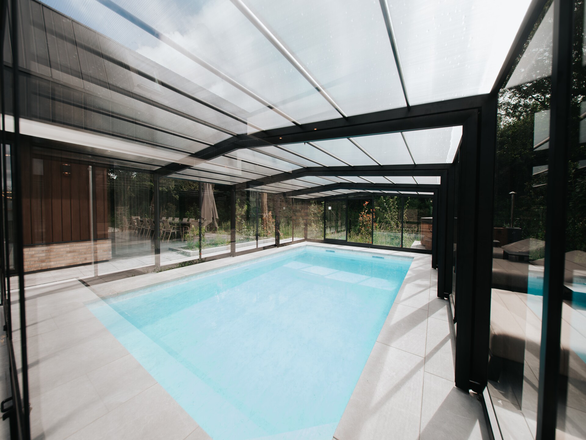 Villa Watergloed: luxe vakantiehuis met privézwembad en hottub in Waarland - foto 2