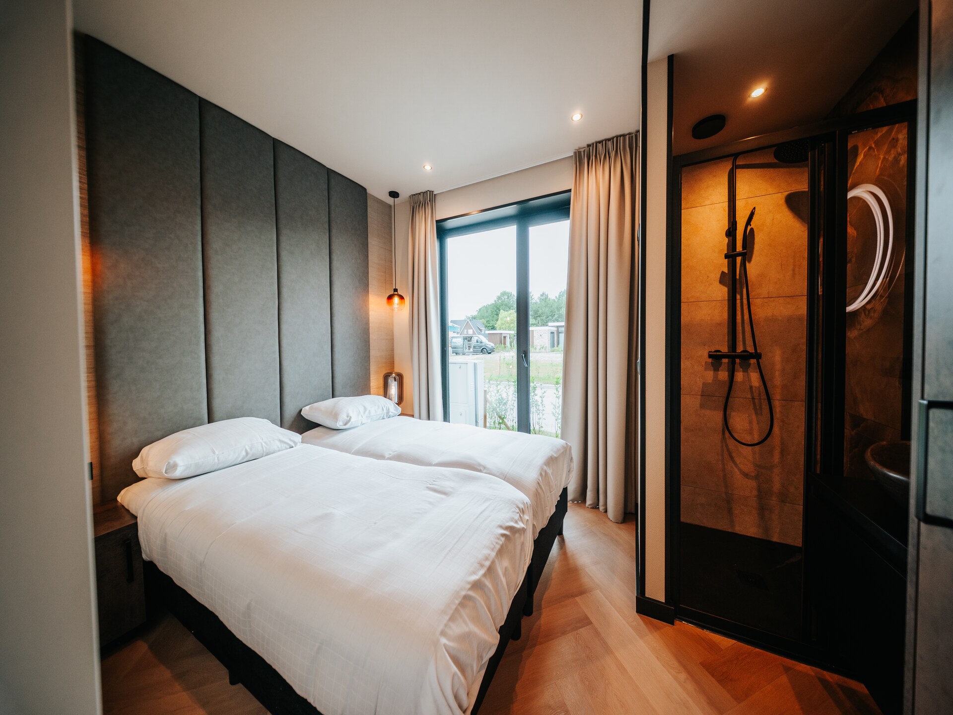 Villa Watergloed: luxe vakantiehuis met privézwembad en hottub in Waarland - foto 25