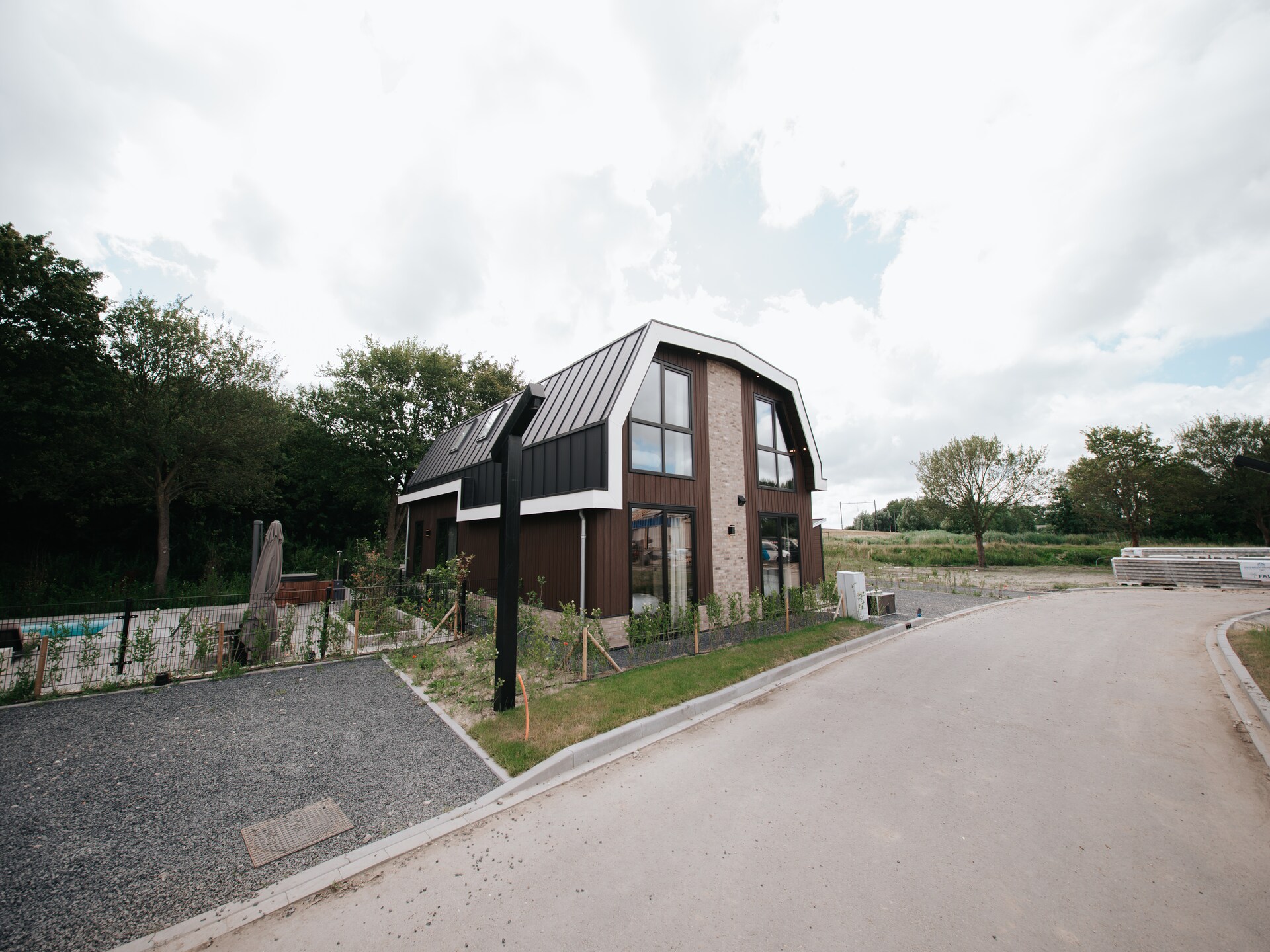 Villa Watergloed: luxe vakantiehuis met privézwembad en hottub in Waarland - foto 10